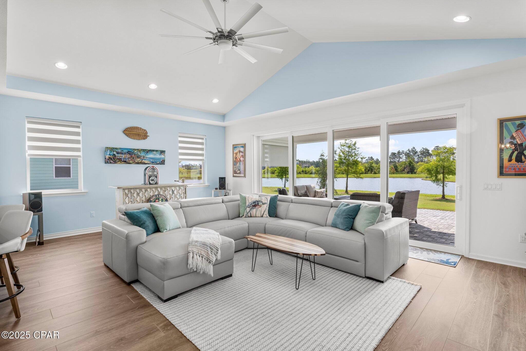 Iuzaov_2udxacgghltqx8cebj82iky_7wdjh0o1 Rf8