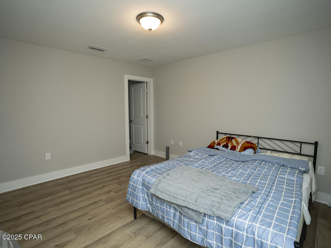 942k4x_xrwbqhfm7pwneuypfsklaj9zznaxn8rjrrwa