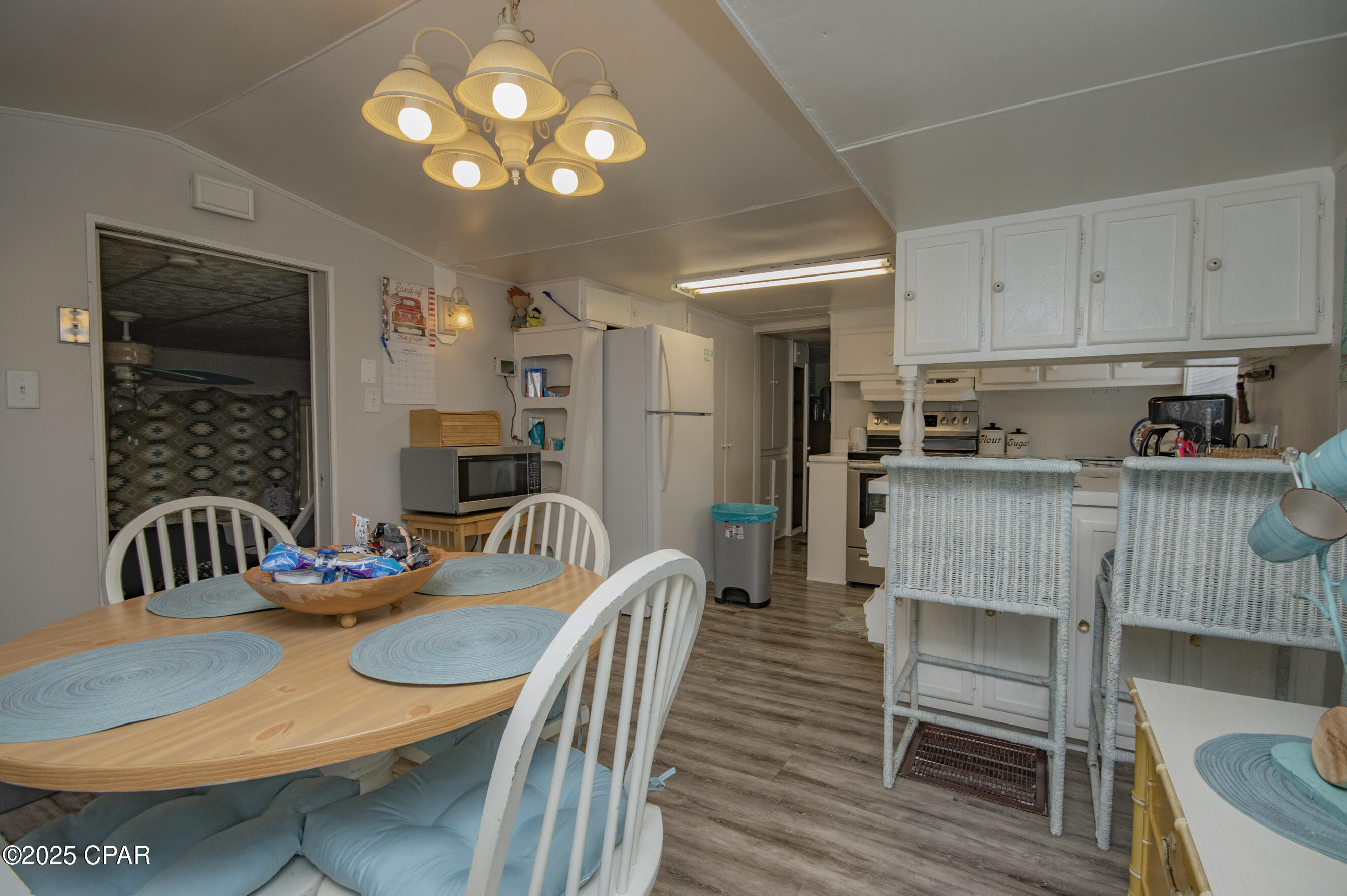 Fwm_apvefjb_kkskfaifdub8bguejmxxuuuii83_hbu