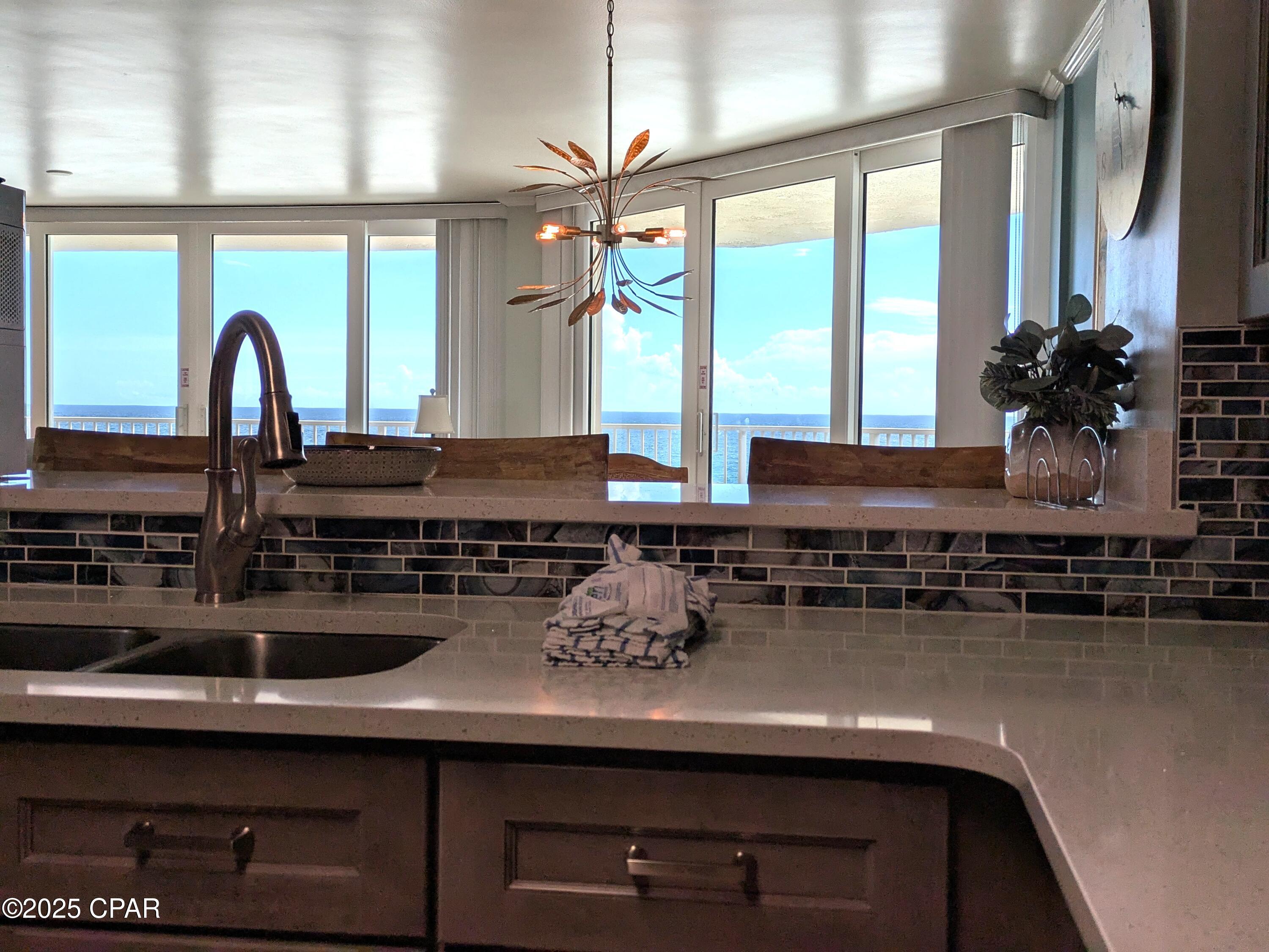 Image 2 For 7205 Thomas Drive E601