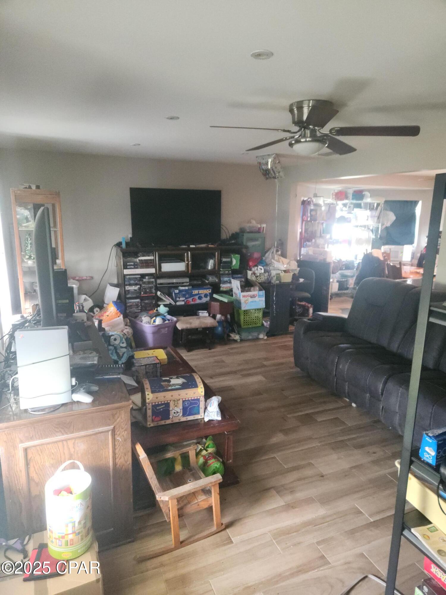 Yucif V8bwqitmbyq2g2vflbk4q9nsdpoljjunmn0ju