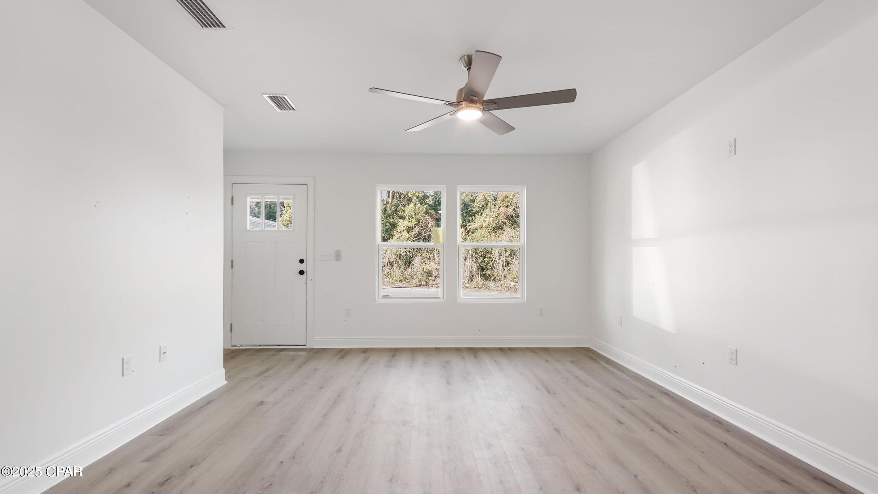 Maorjpklujjk0by7eggmab_2mla8 Pxt1emmkbeerek