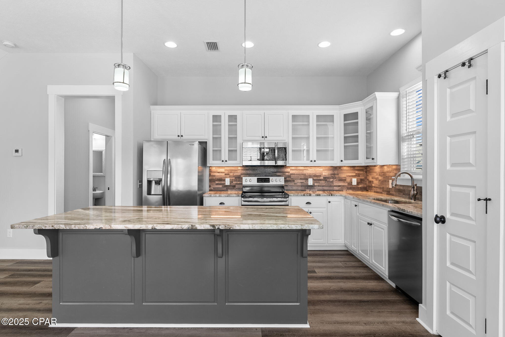 Yzs3ts P9q2utl2vcuz2w_sek91p1konk9eygnajide