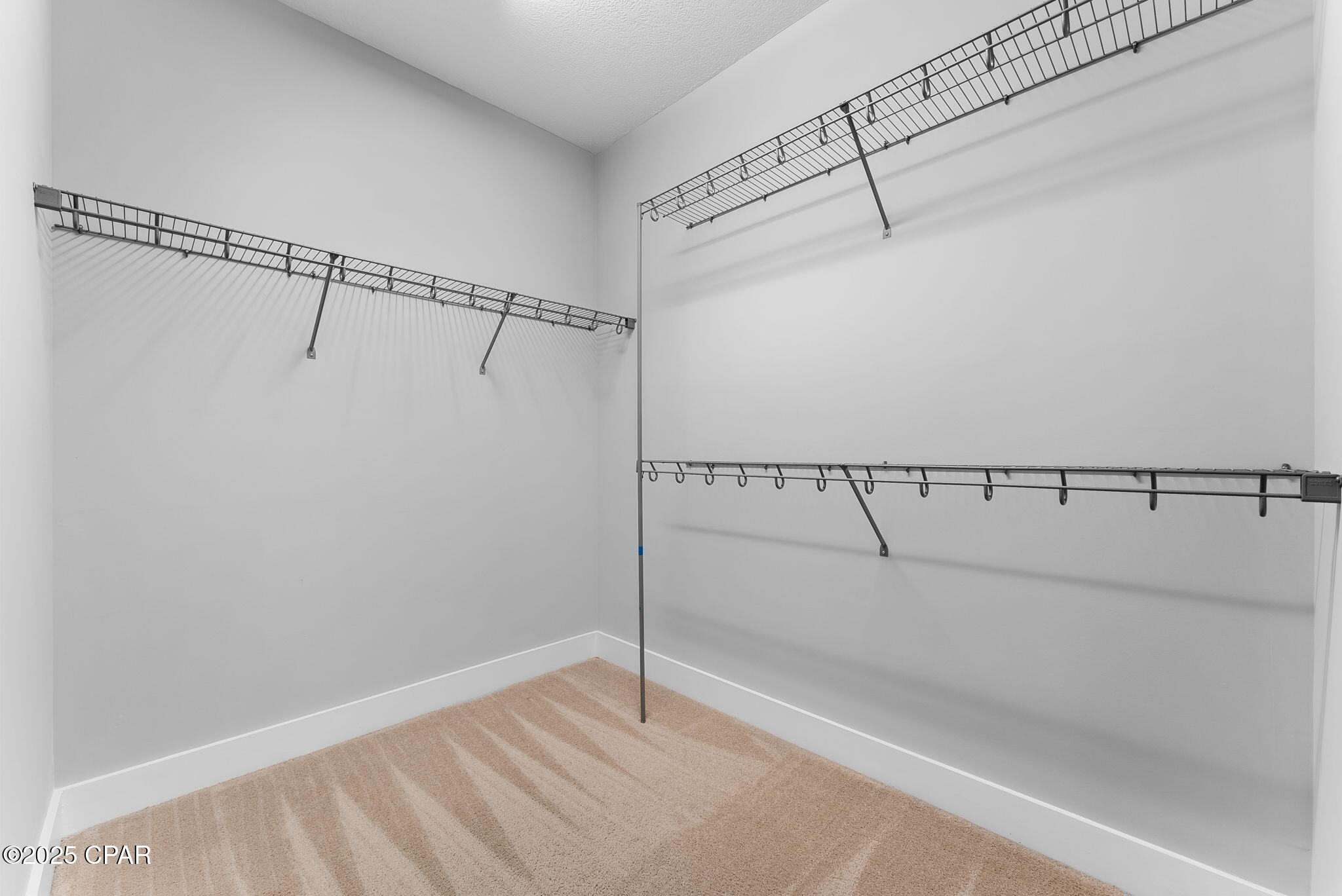  Dfmv9dp2oppgqrrmxoudtptdlryzr5miumzj5bka3k