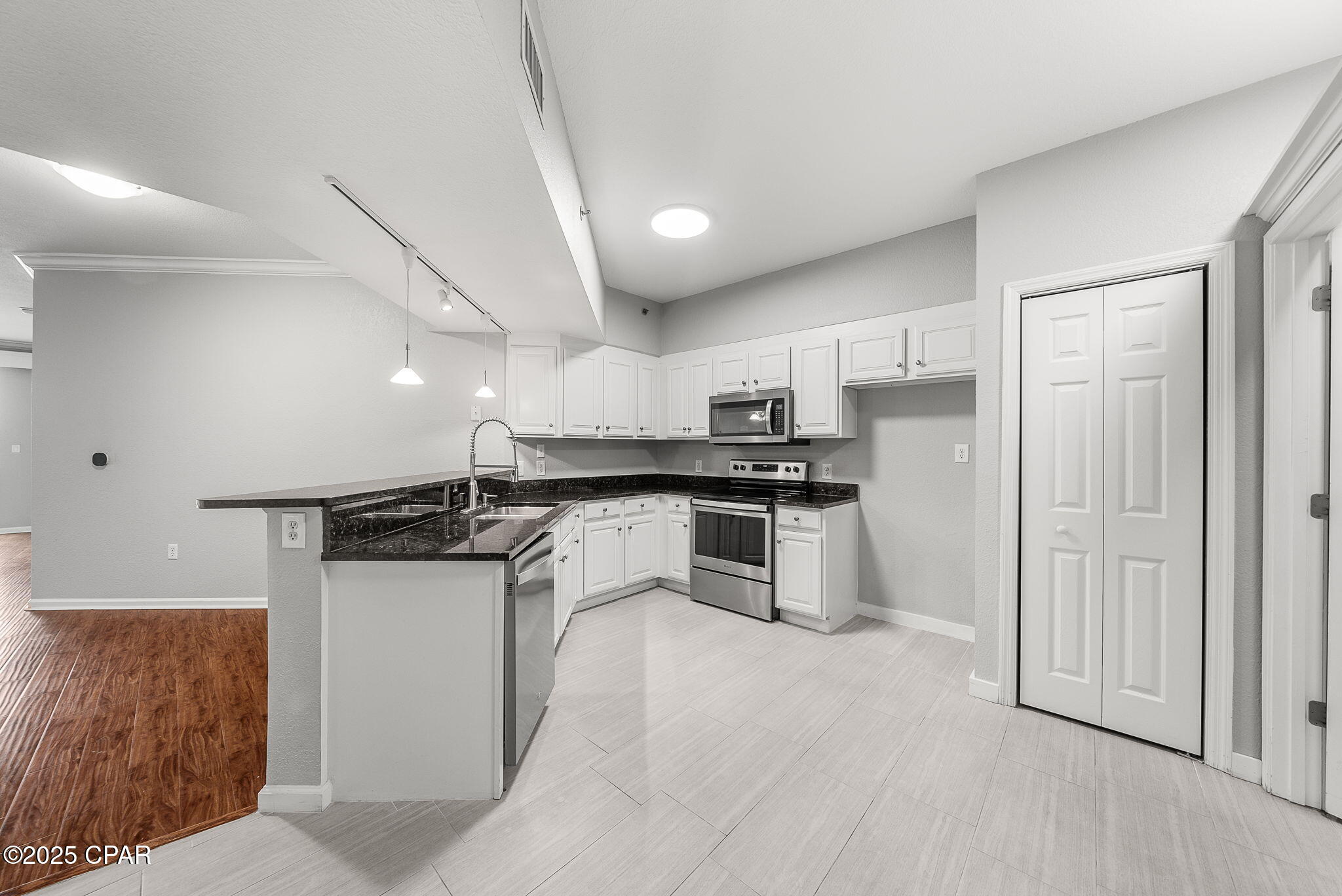 M Bjsldonuycvbepknommtjrtgo0llnazlg85egdxrc