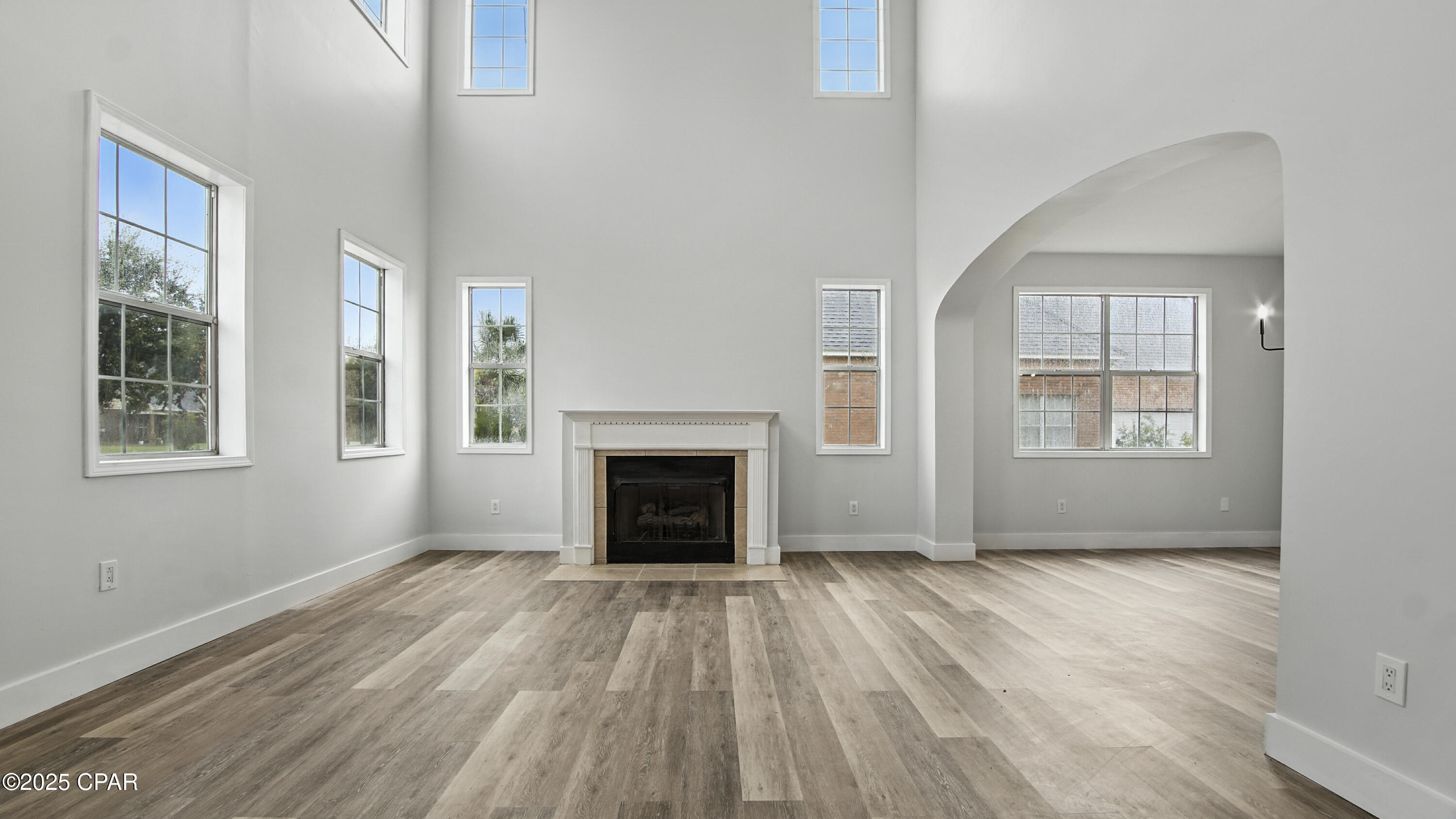 Tslaahh4mwr9jifzm7nv_bwj_irjfnge93h15llxw3g