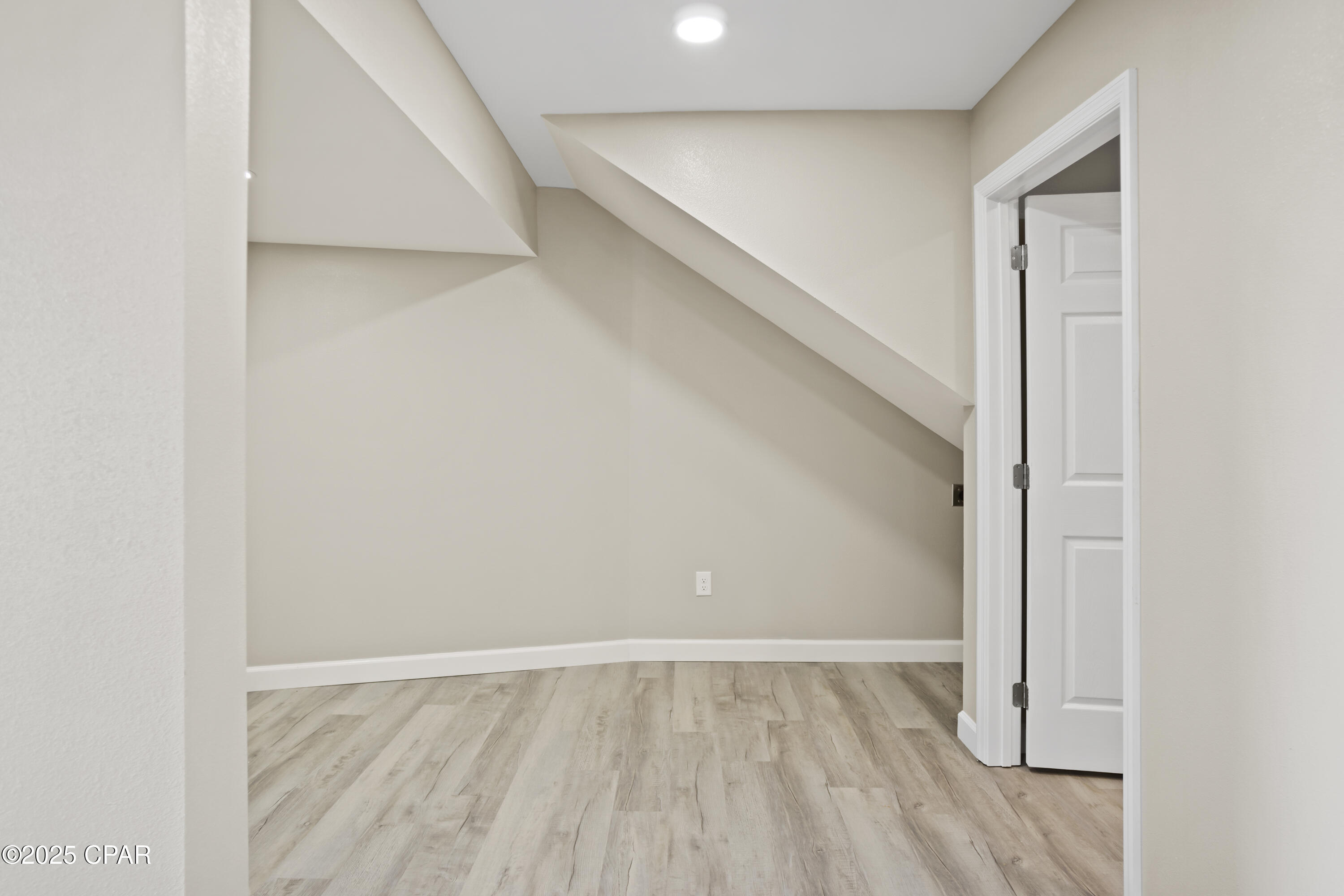 Mv7q0l5jmoqmyf2vx2vtt49r Bvxicuk9okx3bhywee