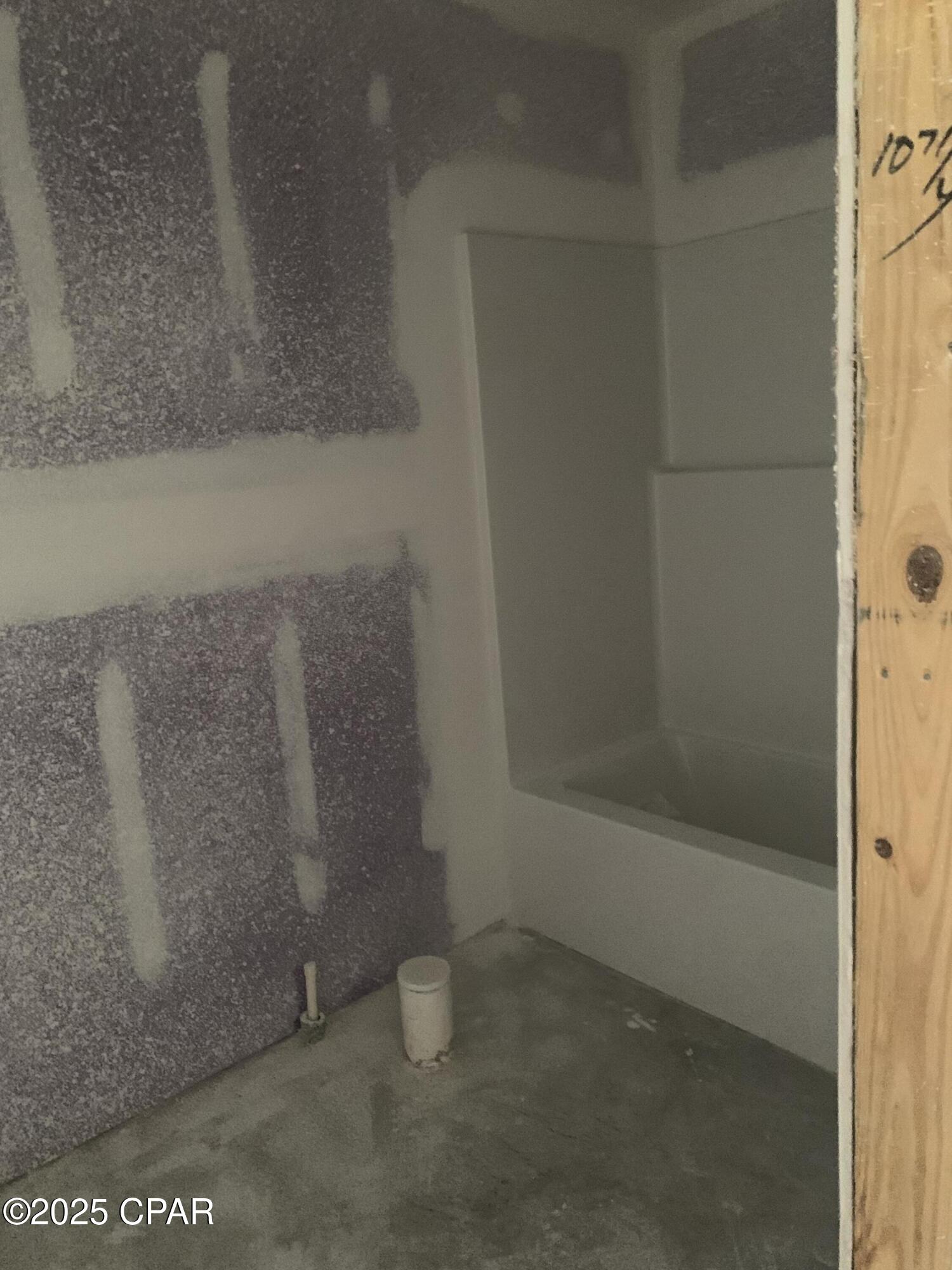 Aqw6lpjm2y9dgyqdciqyyql7a7qpuie1rxve9kyvv2a