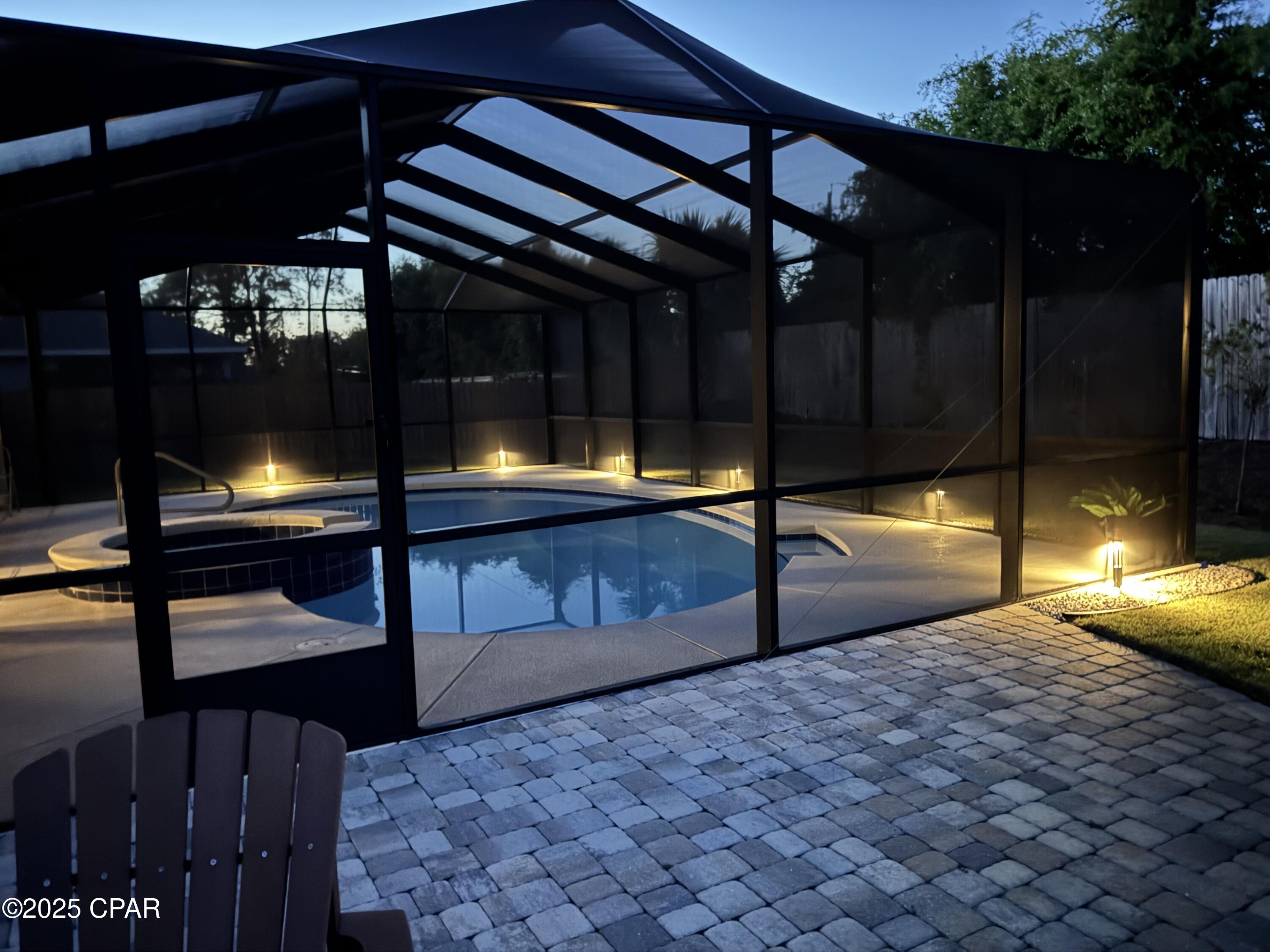 I Vw8cvjv6dvqkkm9xouljad7p8pgclb8_4nak0nbmc