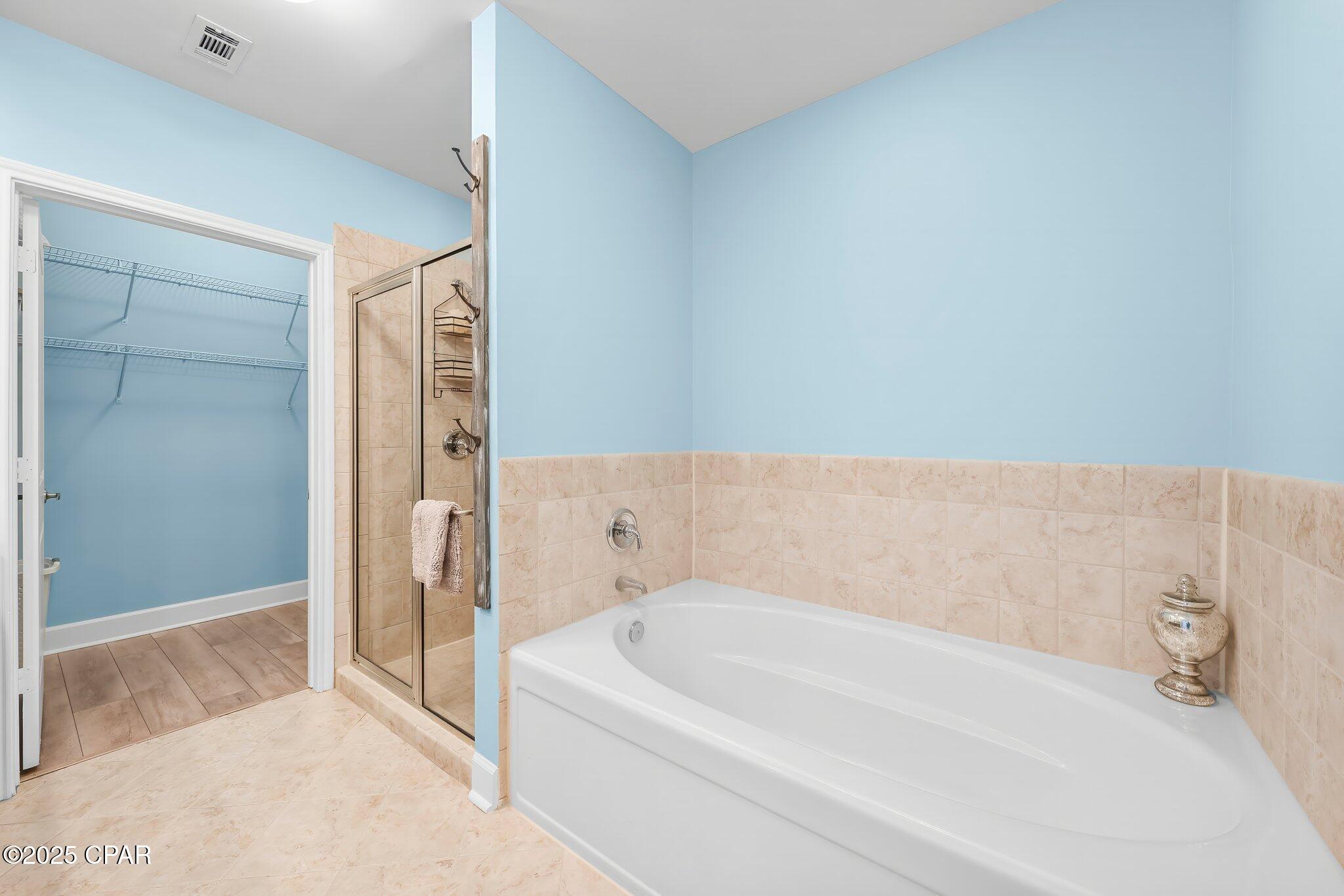 Image 20 For 8700 Front Beach Road 4210