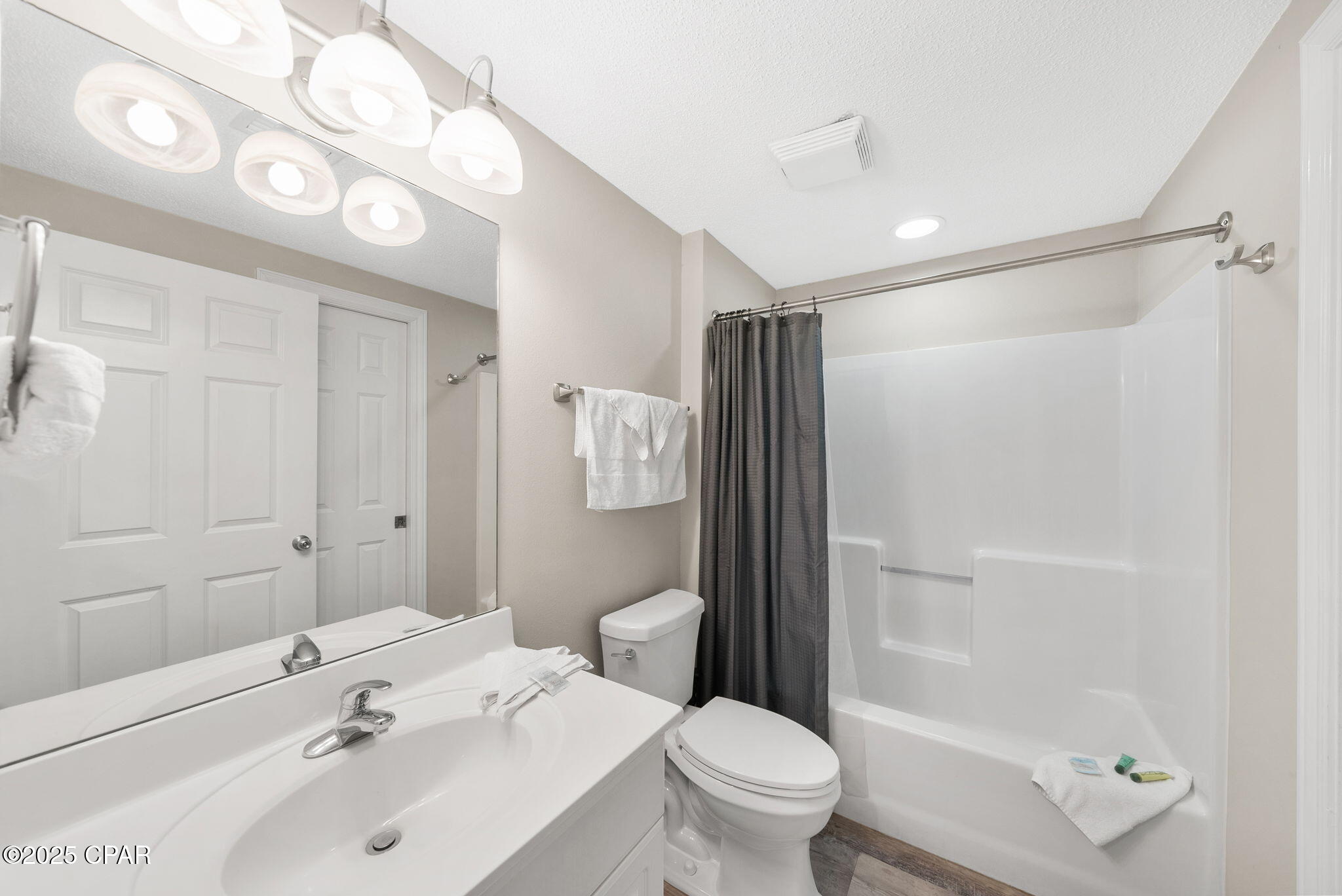 Vuge757nlnwzfazed3yabdowahy7cujh3voibfqbl1i