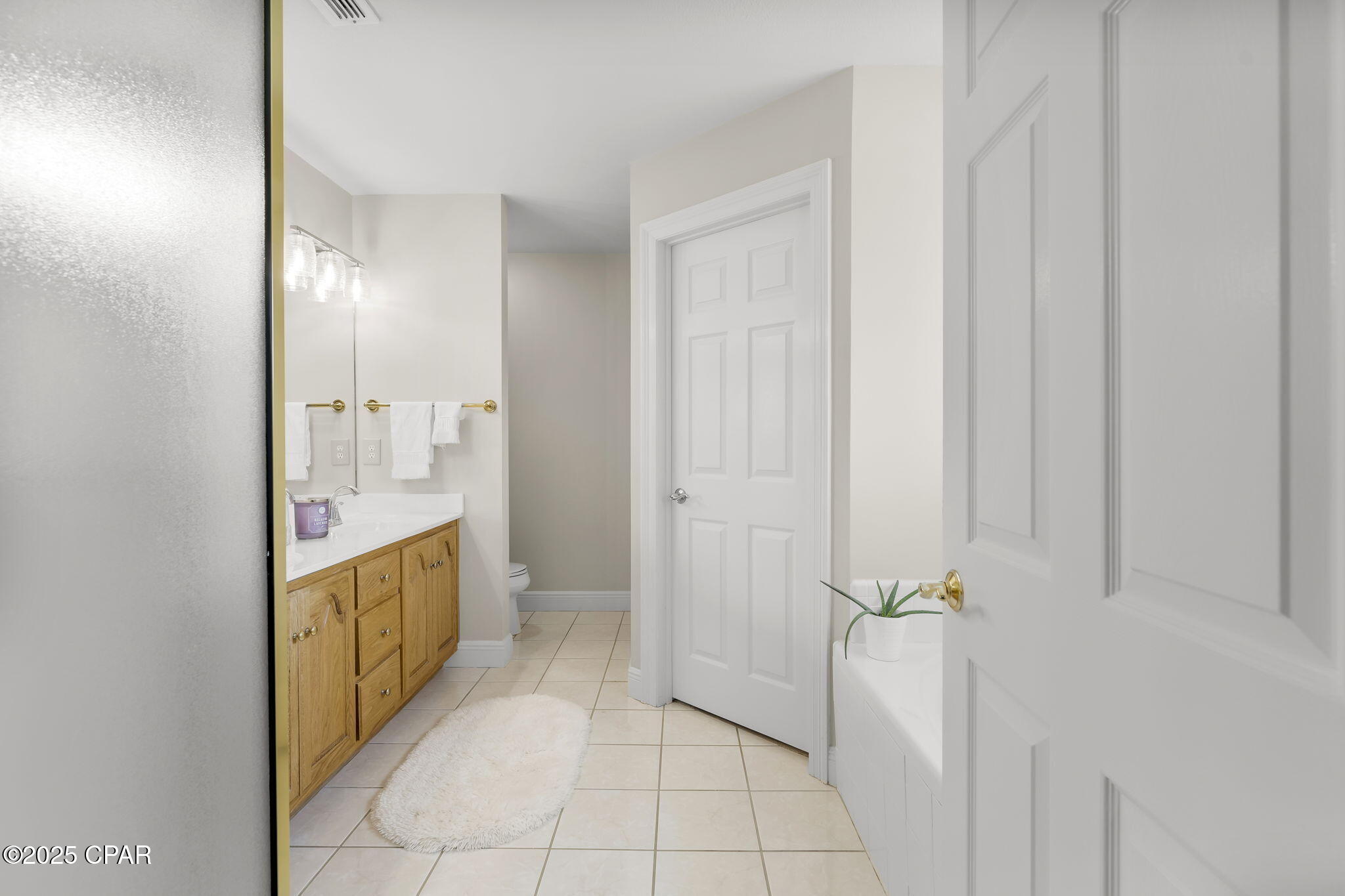 Ykj_6k6ljukrcxjpi Mkevjaacnhppjc6fx_7kzgnpw