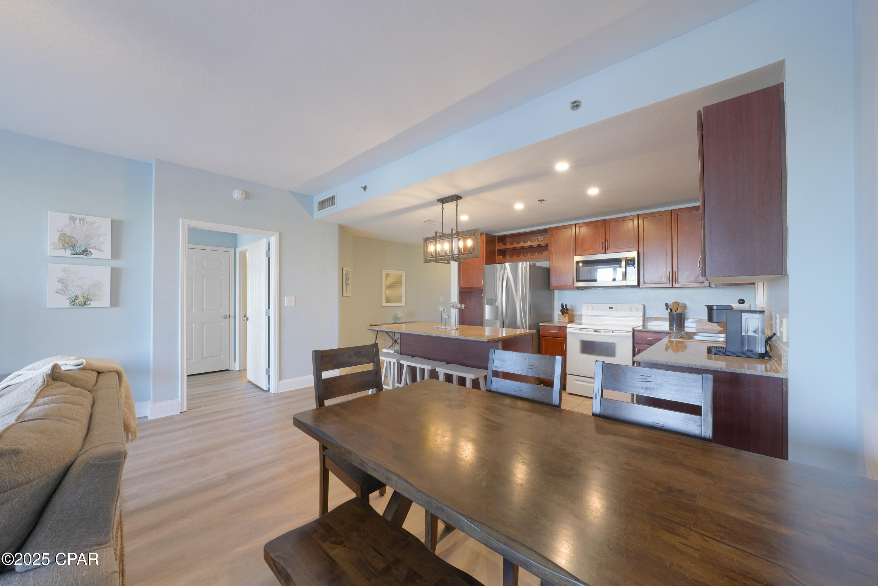 Image 11 For 9860 Thomas Drive 212