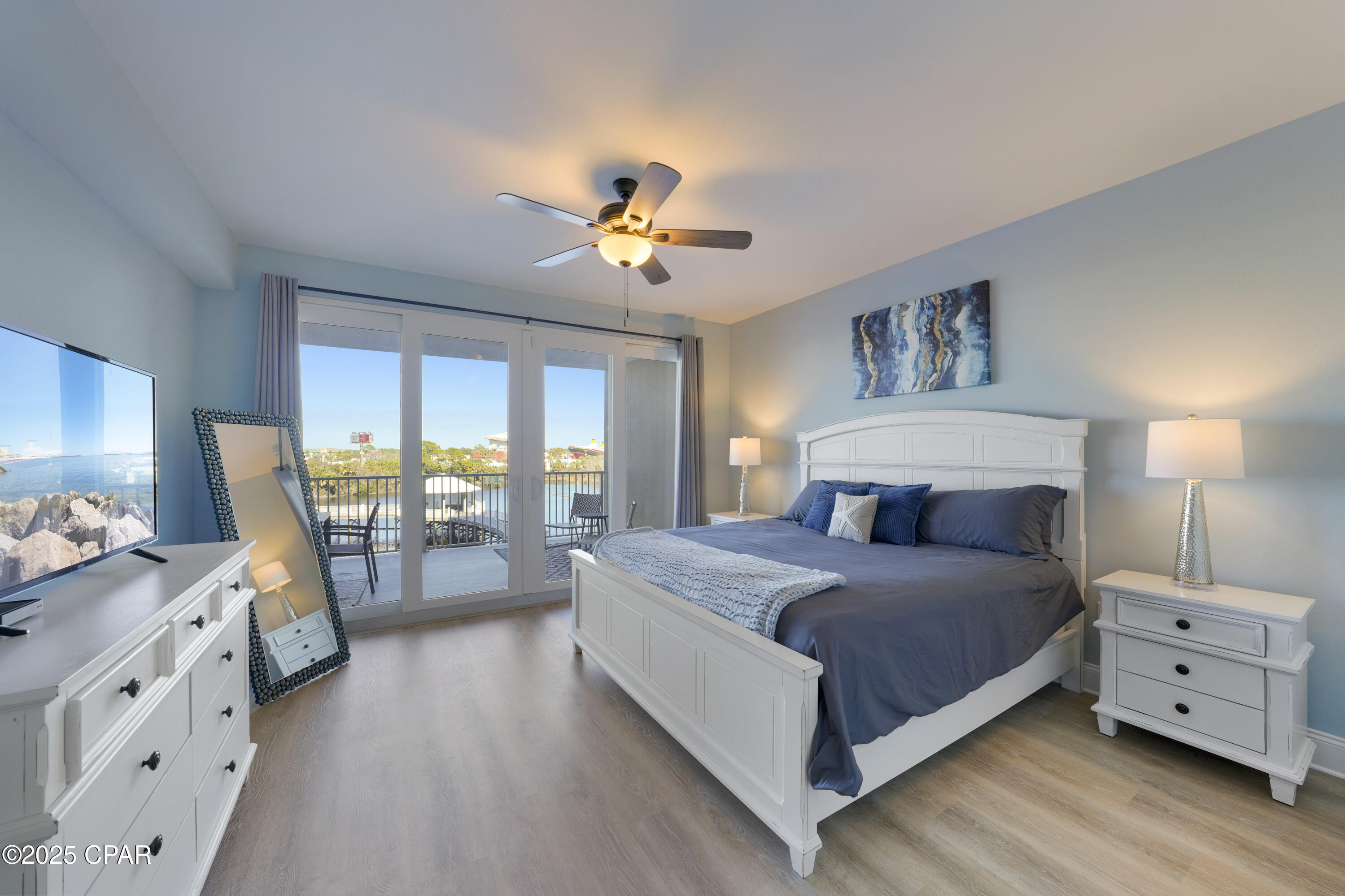 Image 18 For 9860 Thomas Drive 212