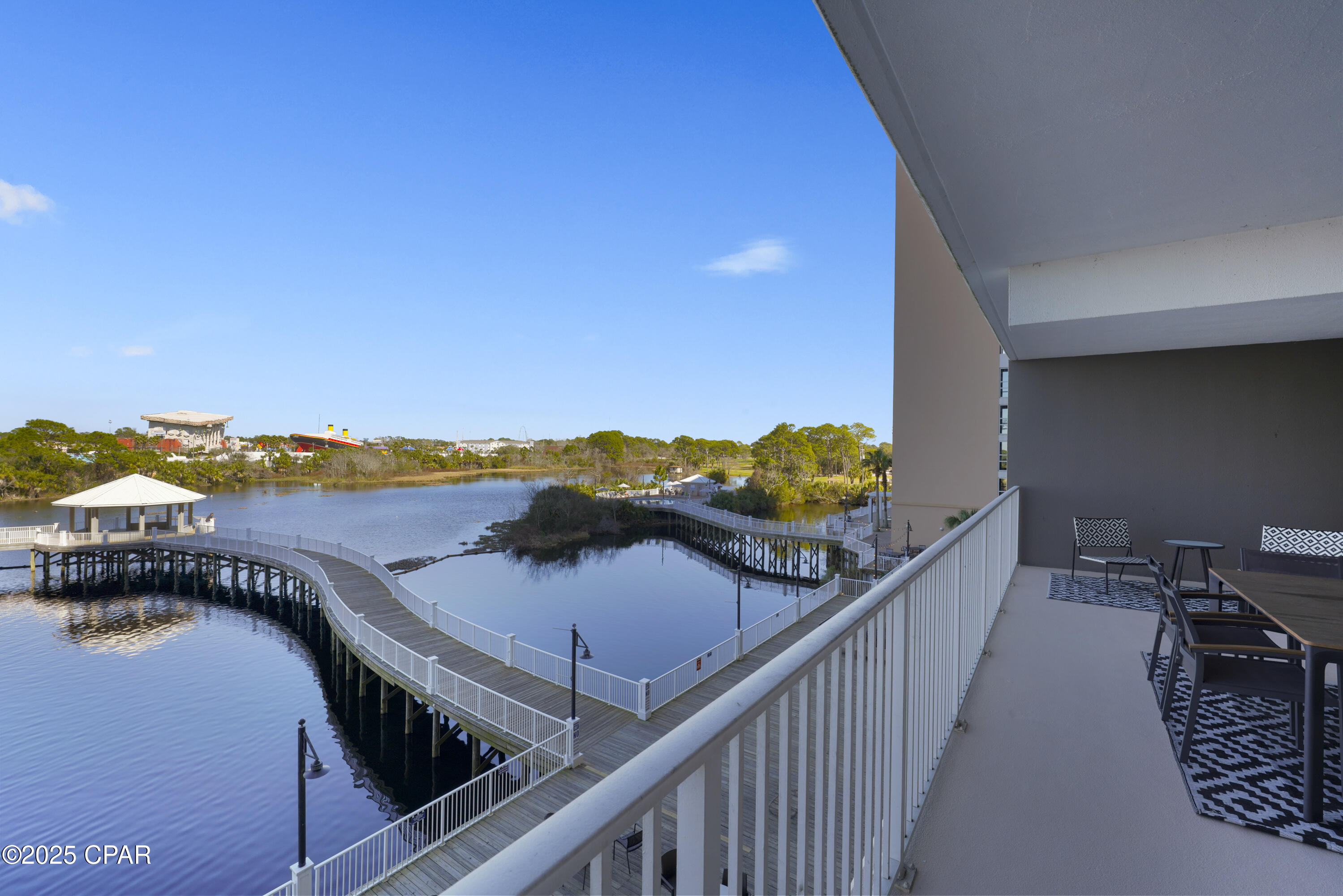 Image 2 For 9860 Thomas Drive 212