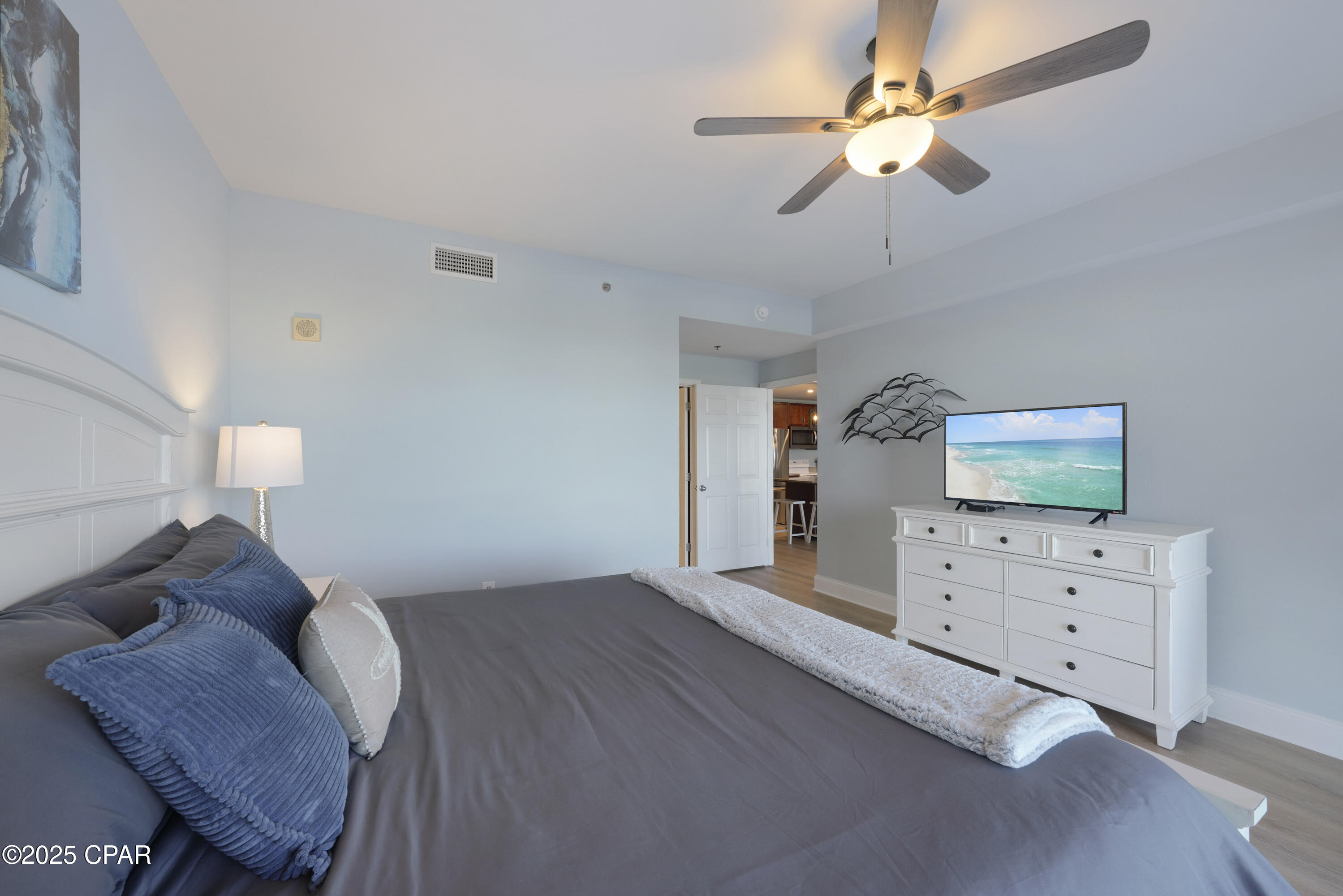 Image 21 For 9860 Thomas Drive 212