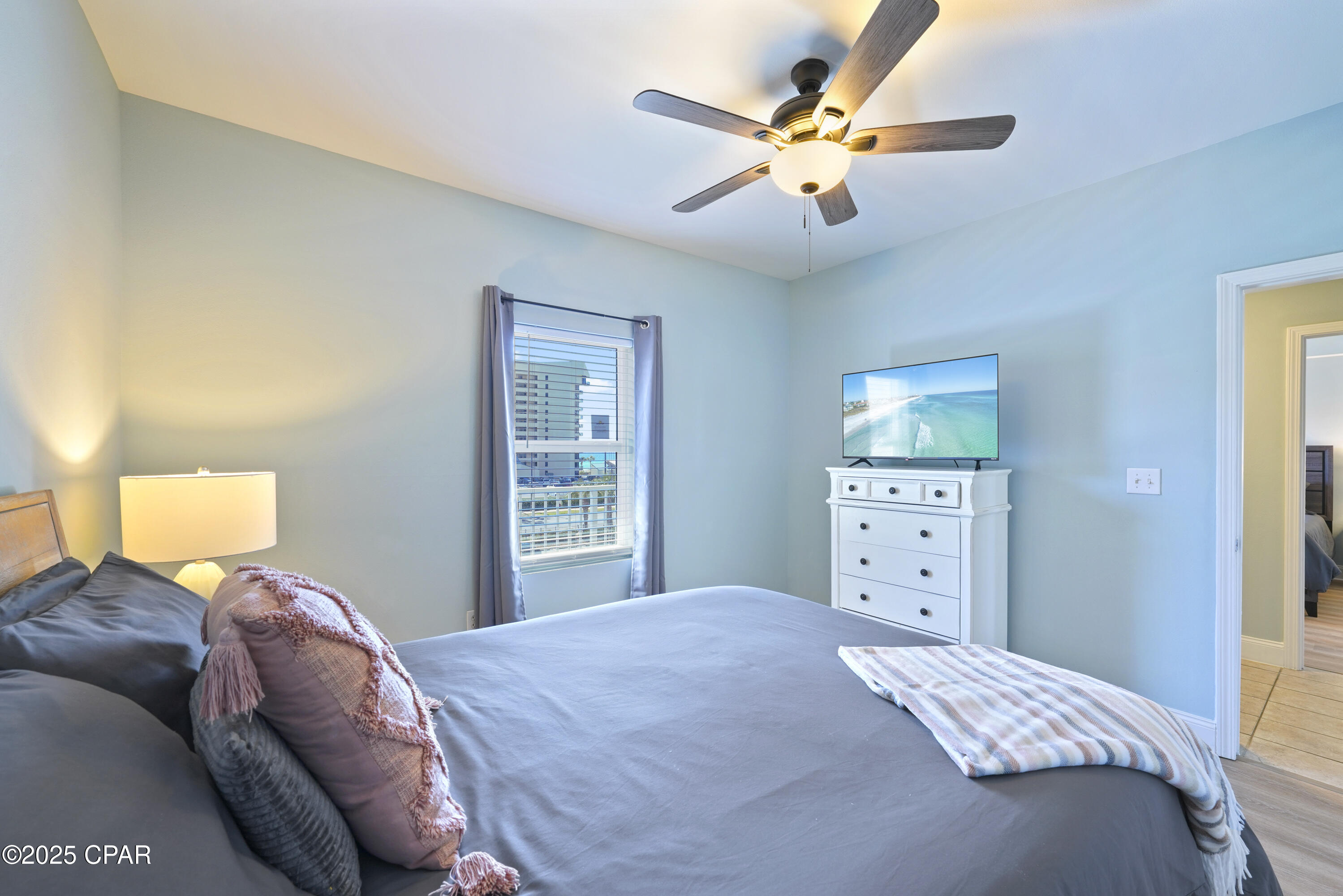 Image 30 For 9860 Thomas Drive 212