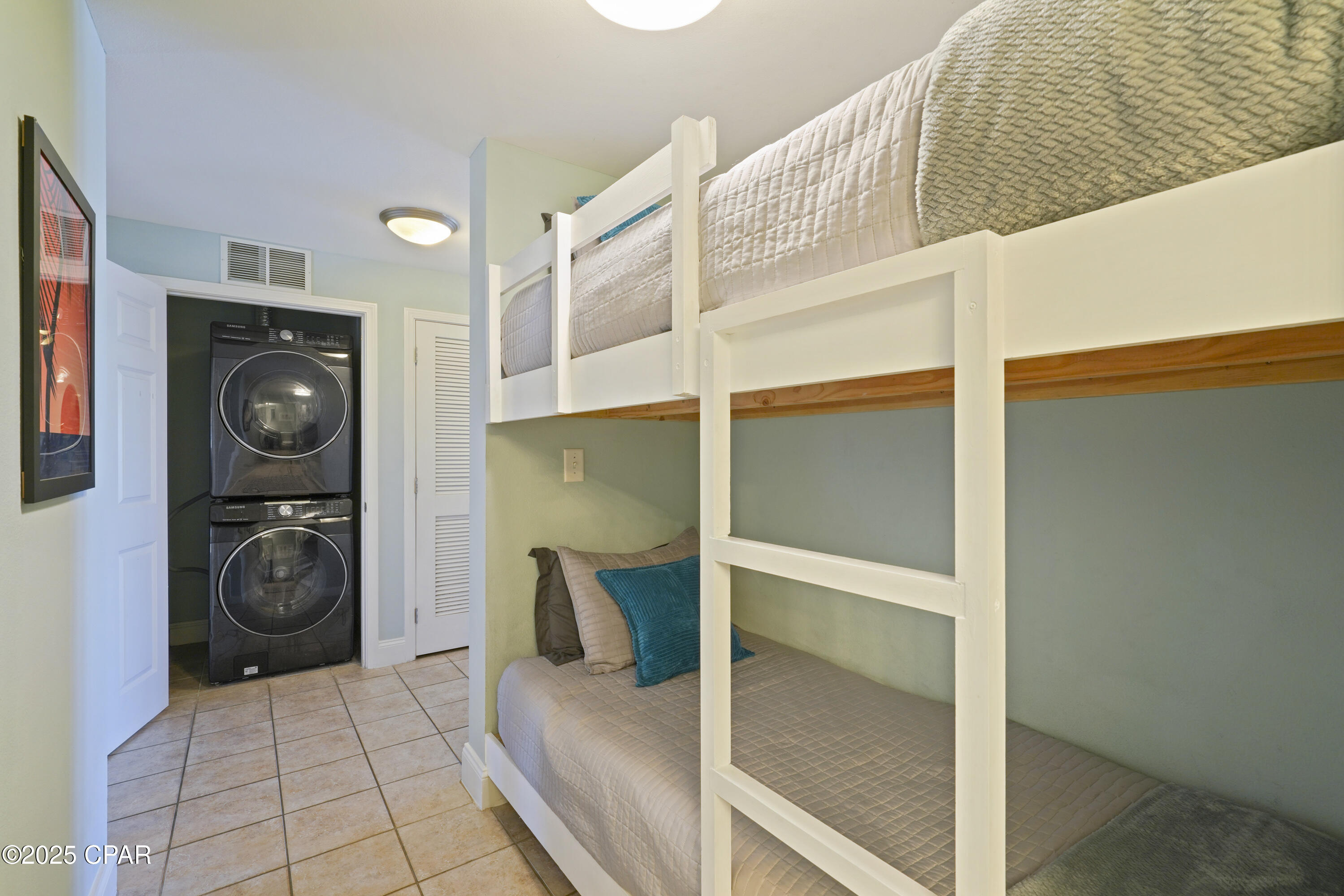 Image 32 For 9860 Thomas Drive 212