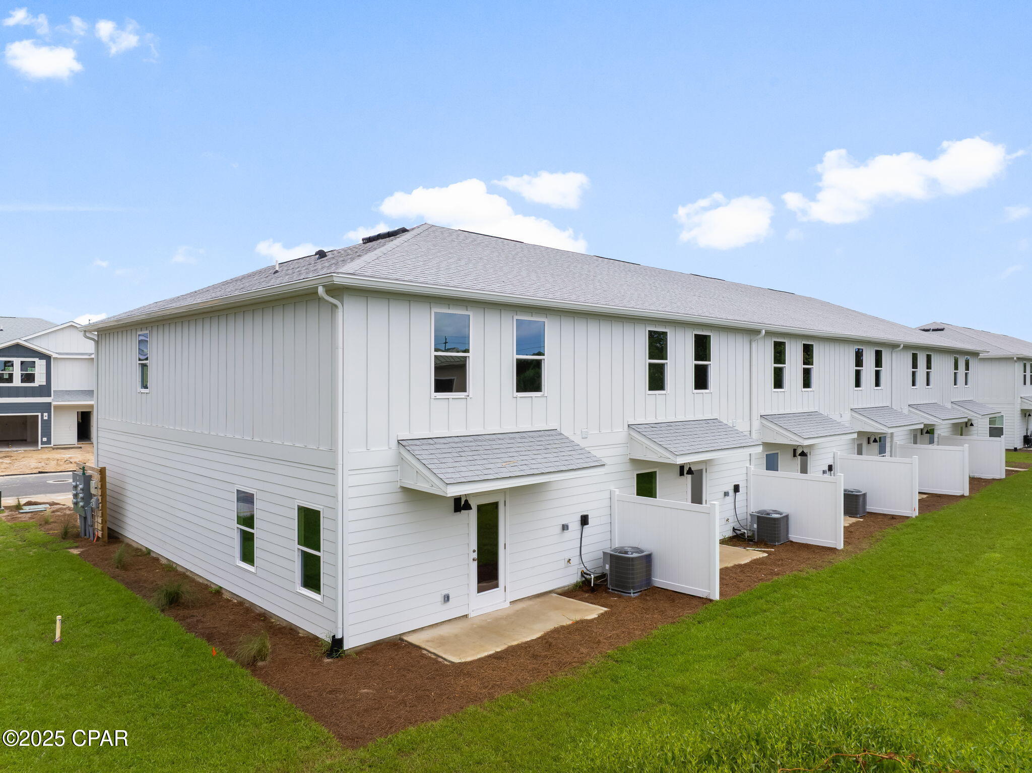 O6kxwy9uyyq_gugbagm0jlmoamdazs1ixg6ffqdcpn0