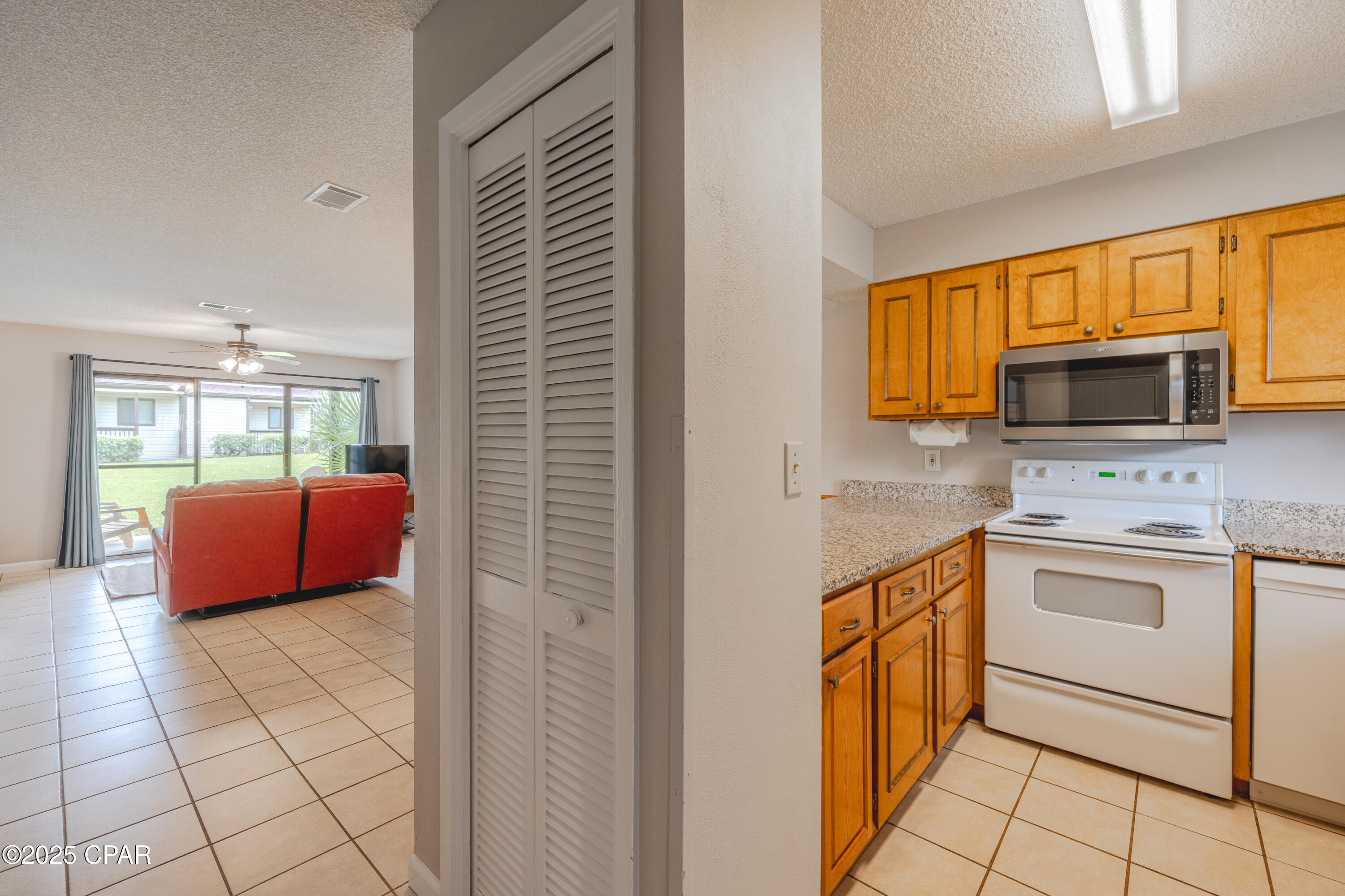 Image 19 For 17620 Front Beach 4e Road E4