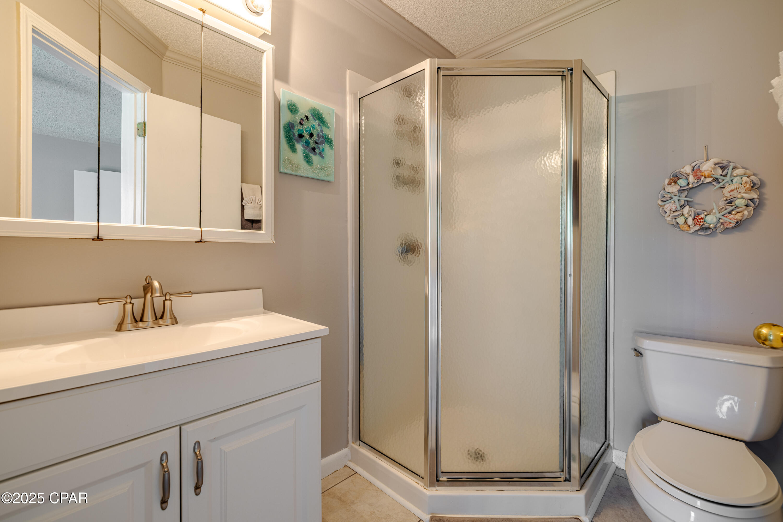 Ave E0gkbjlxyug8lmwbpywyuiawxivkw Scj_50avi