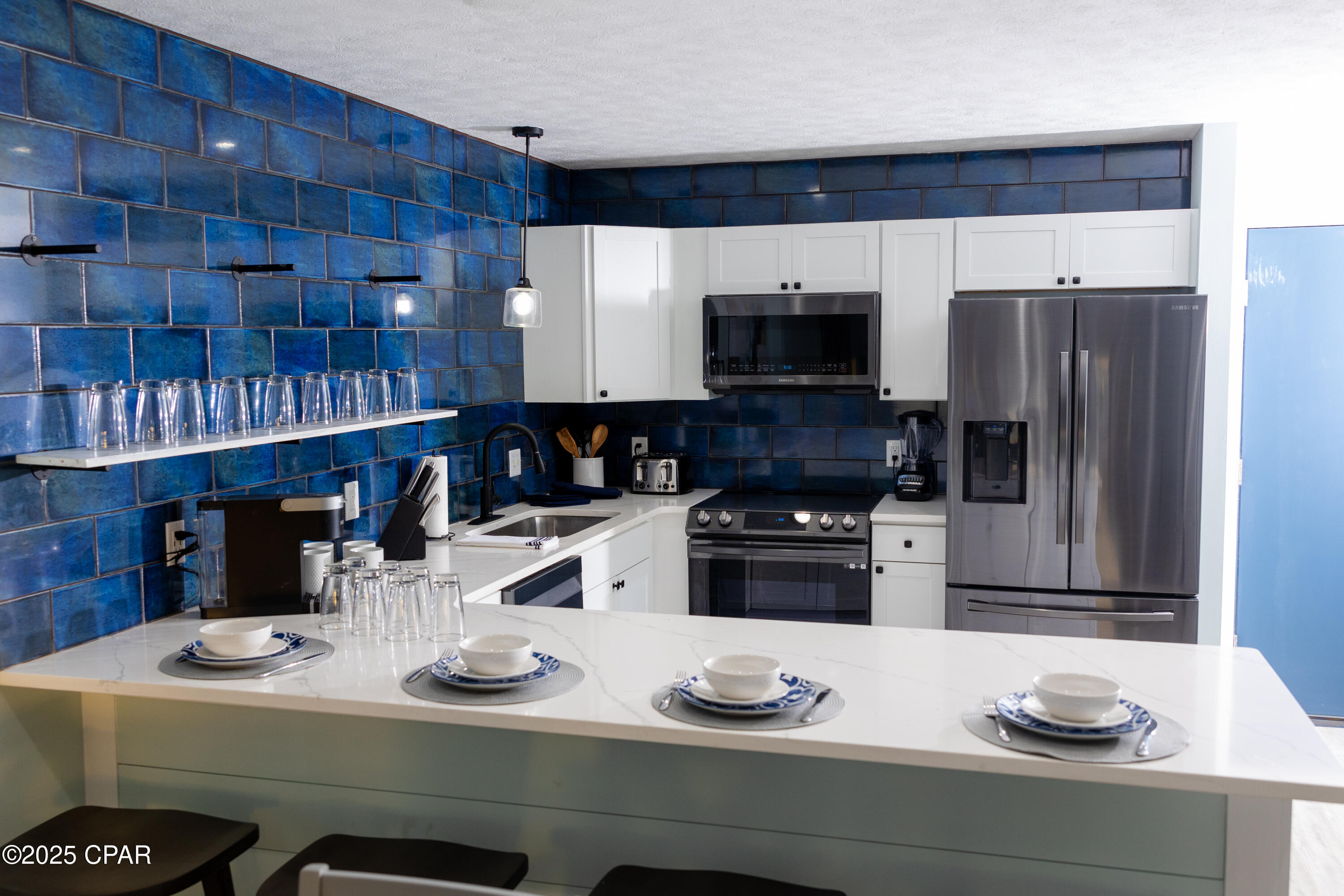 _yi6hiarw3d82i D M6df9osa_vvuj0sneomjgzlmca