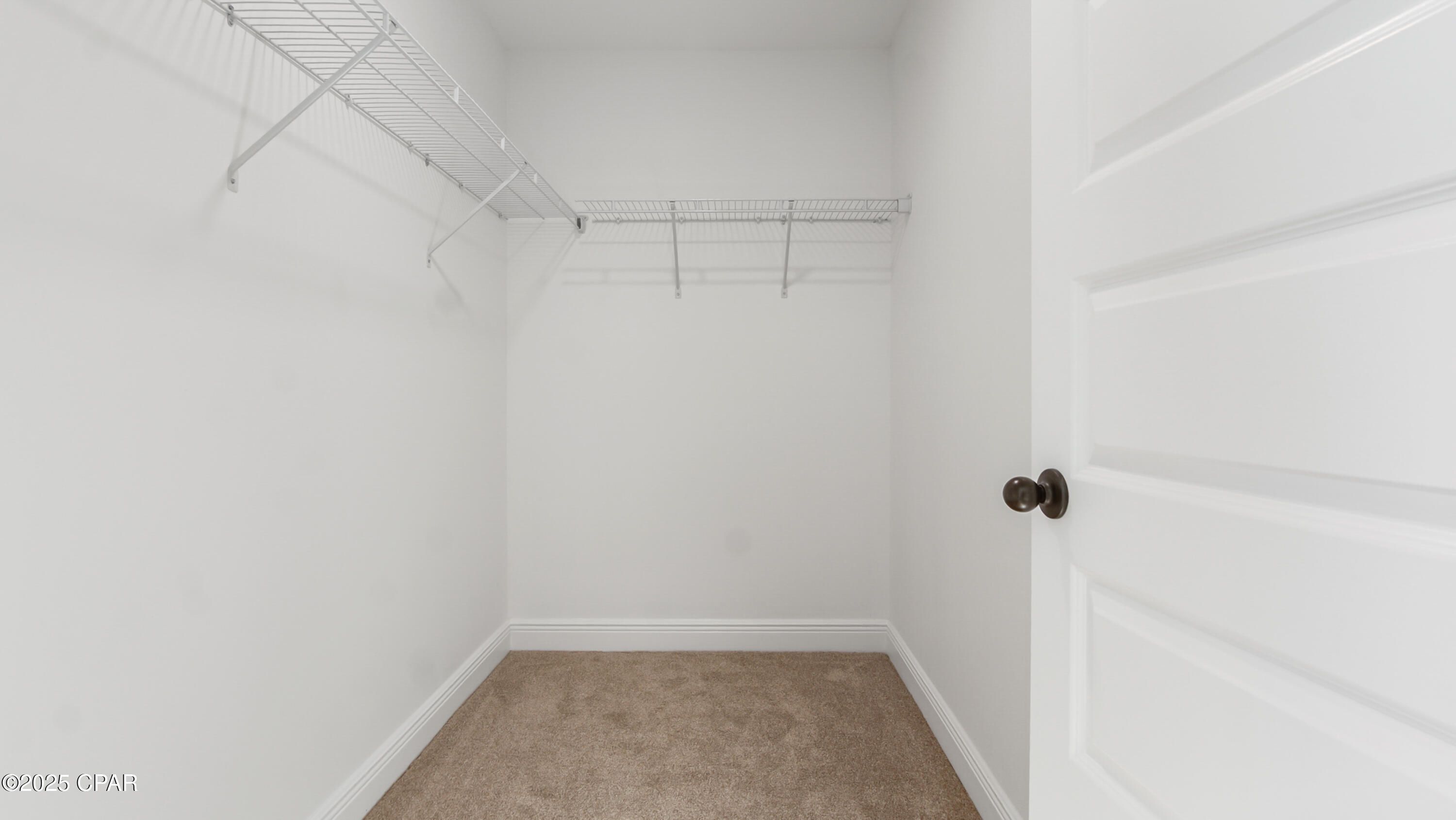 0faskd0ucgcbhzc V0lwr_n2fuwrbfd6du2pi9gekye