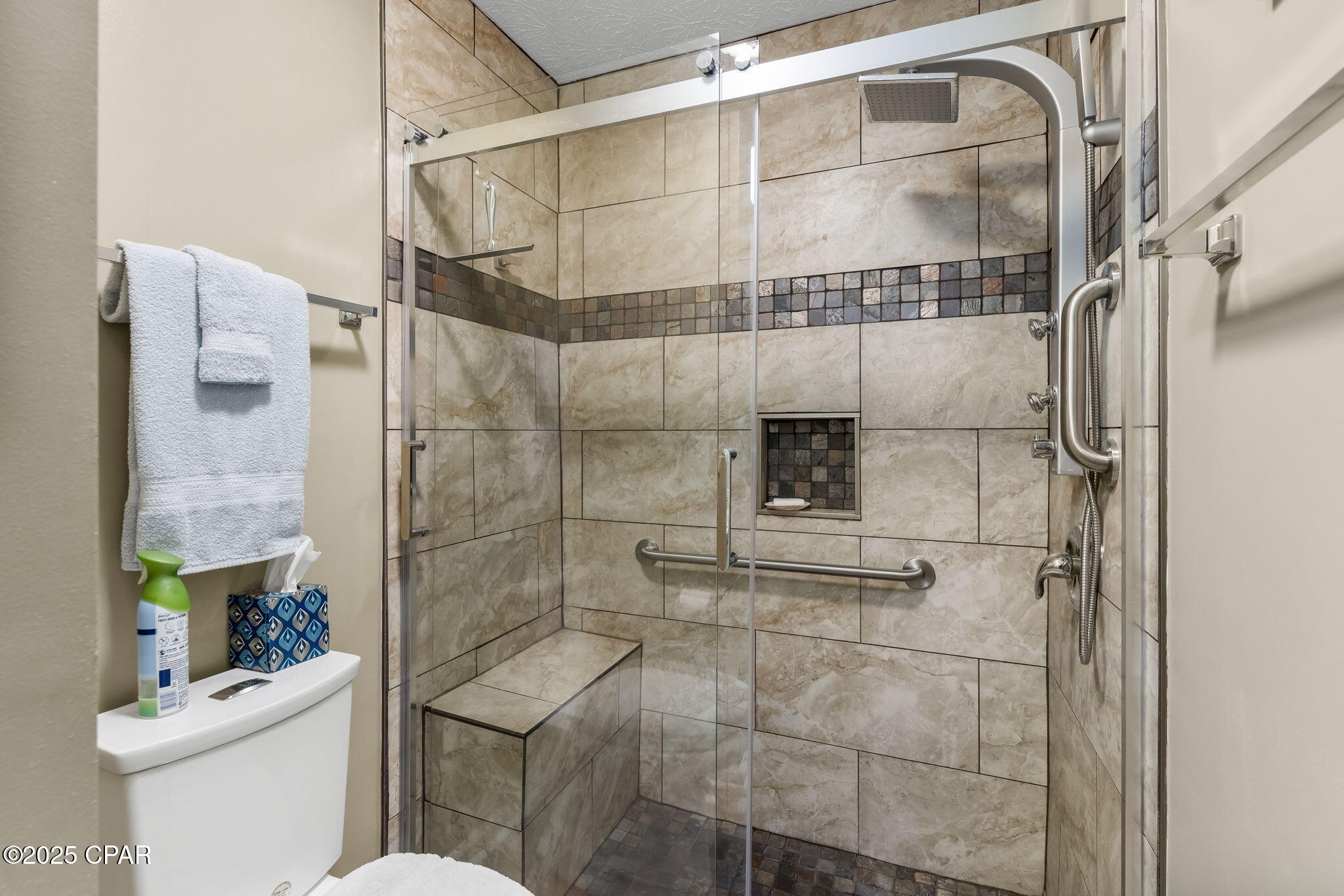 Tx6_bnjnm42d0abzd1vpzm 7umj_09tzfakrca4a9hs