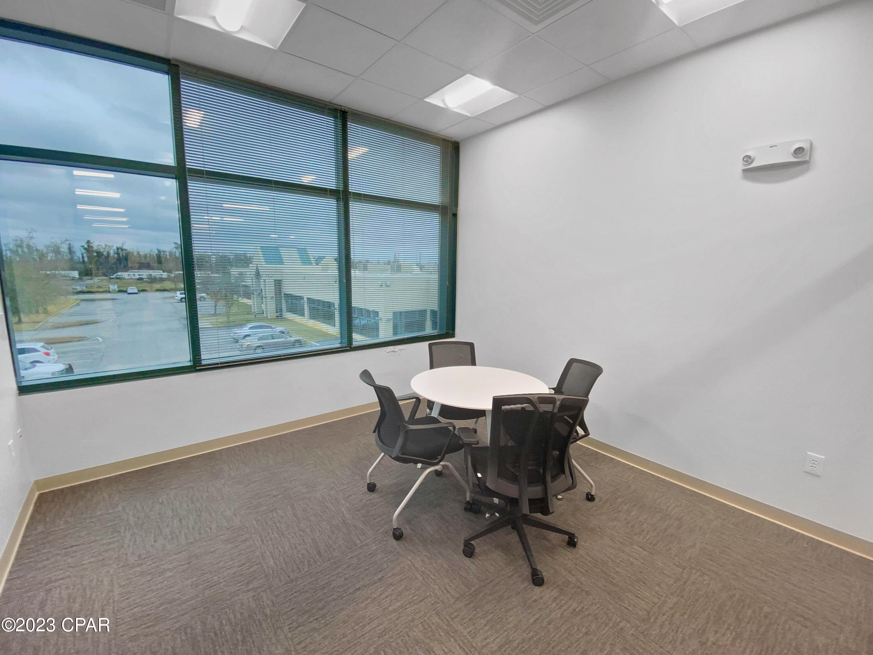 J9aizb8 H54lzbyyj5jvr2y5ap7zegv4wv Bdl46xa8