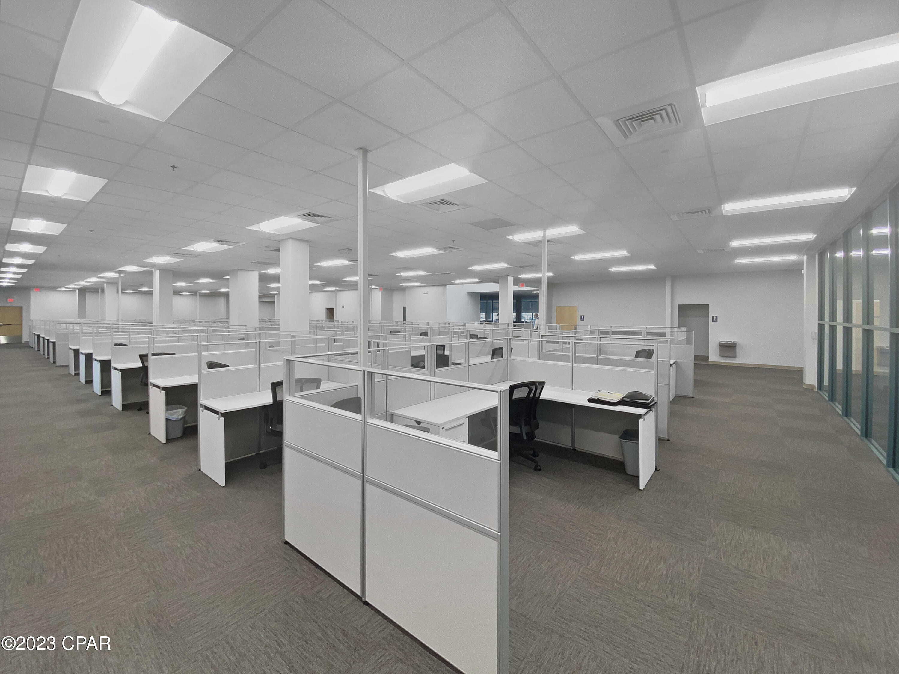 Ln93bhifu4mzau0ko7ijm1hwf5nyug1uoj5vps_jjay