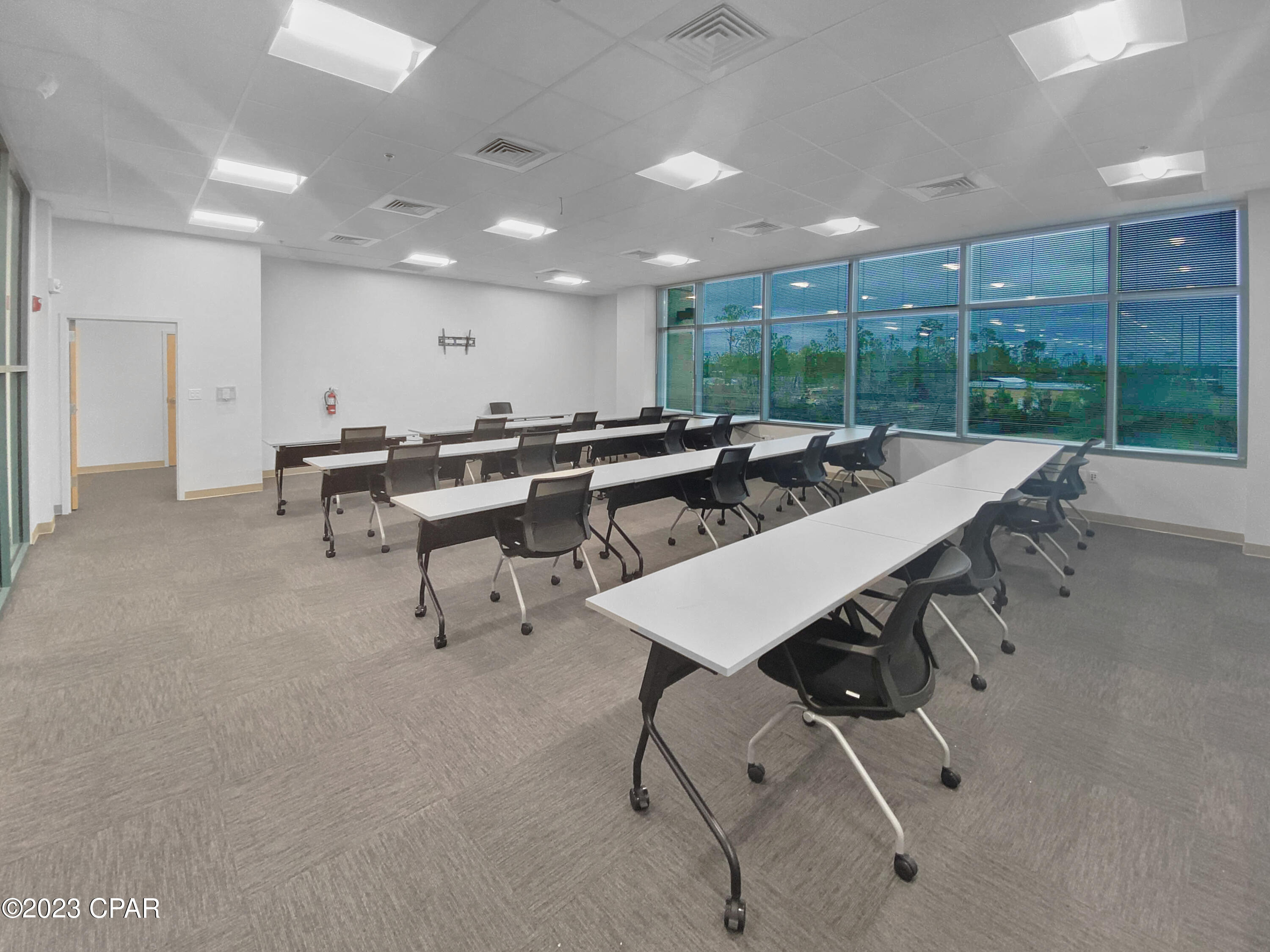 M_qi8vwhkbemv57ly76m Mqg_s0eptr1fgl5dtj1ytw