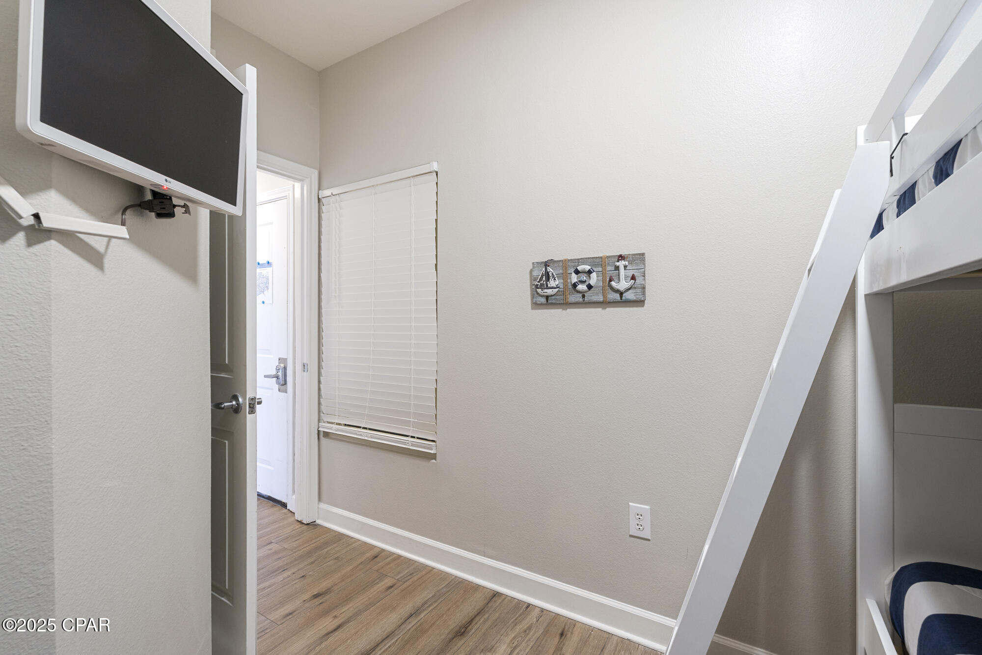 Image 32 For 9900 Thomas Drive 1920