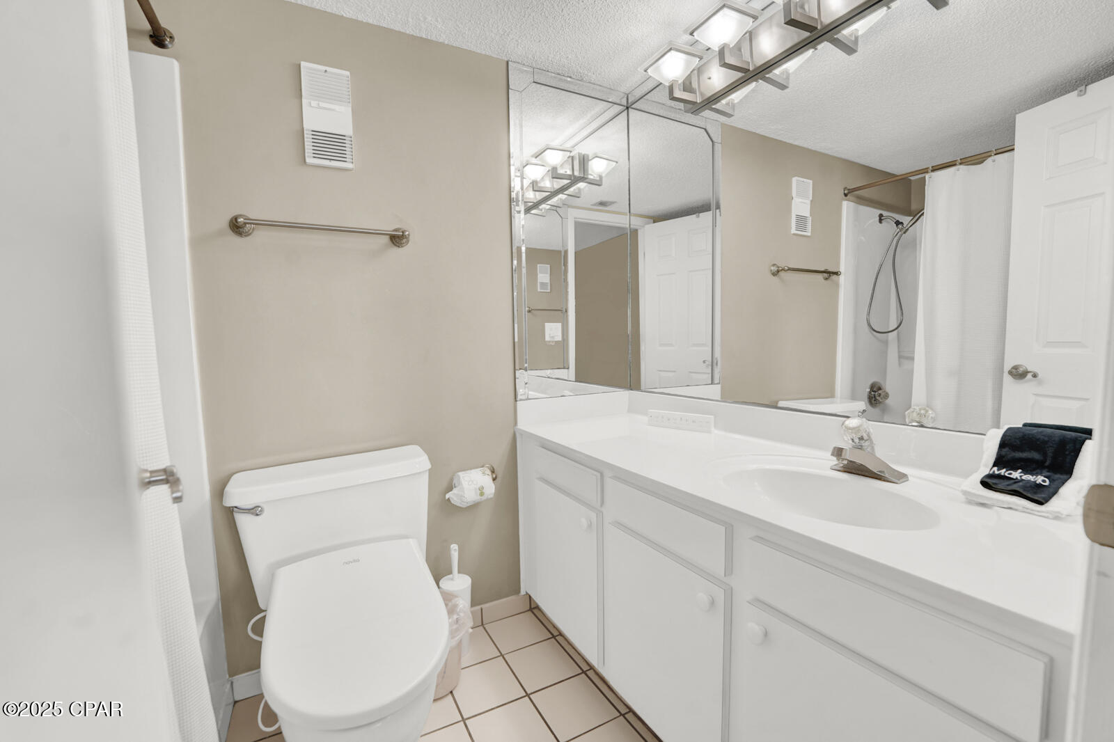 Dj0lbamw_3hvn9or 48n40pz2dwriythqh3l Yqxqn0