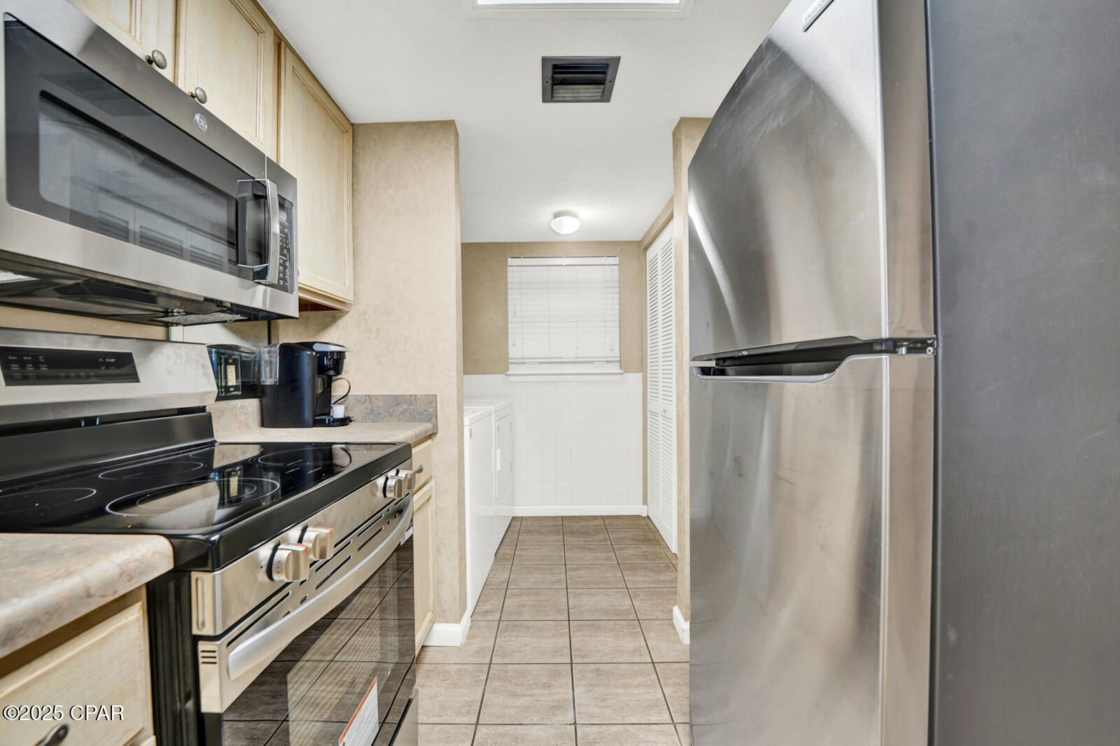 Cyzdc9gx8lviev3qs7eh0oczspsqxawpv12cjwdyjoc