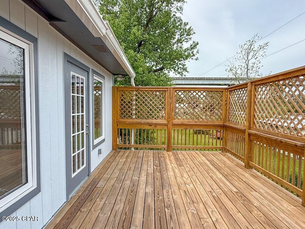 Image 34 For 178 Canal Drive