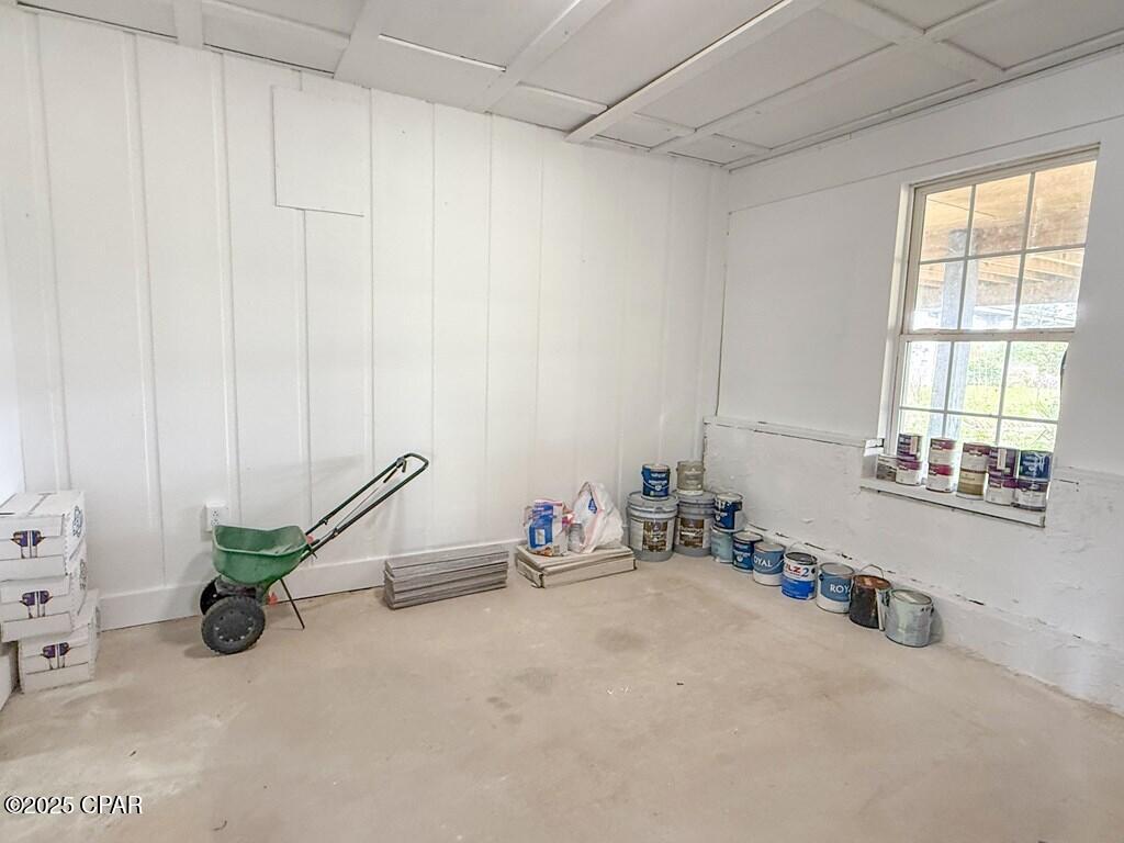 Image 43 For 178 Canal Drive