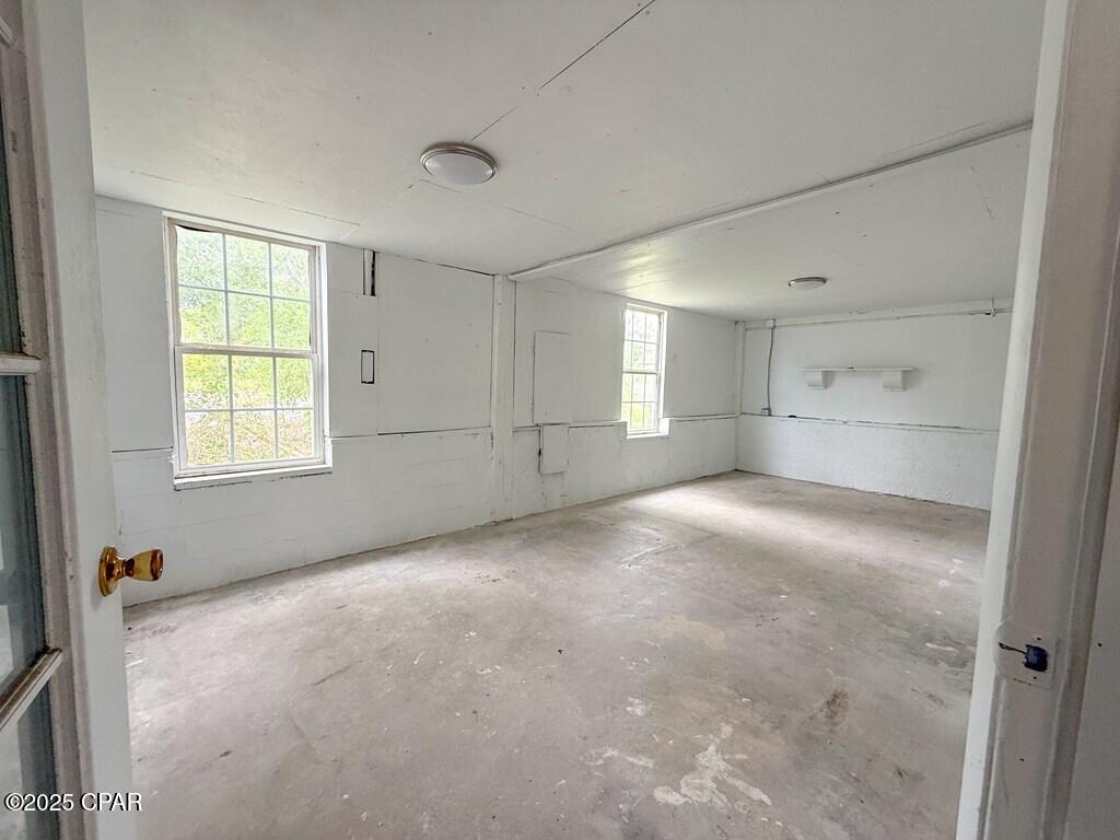 Image 45 For 178 Canal Drive