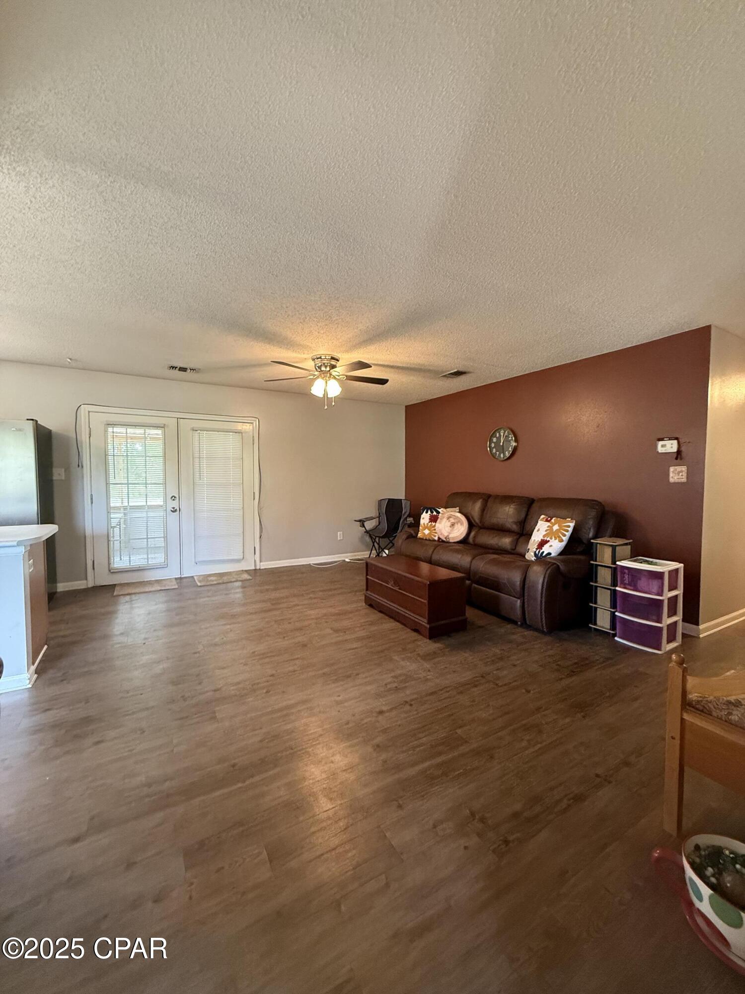 Re3lc9yzty43f4cgcznlih6adst7xrbuvjide90va_8