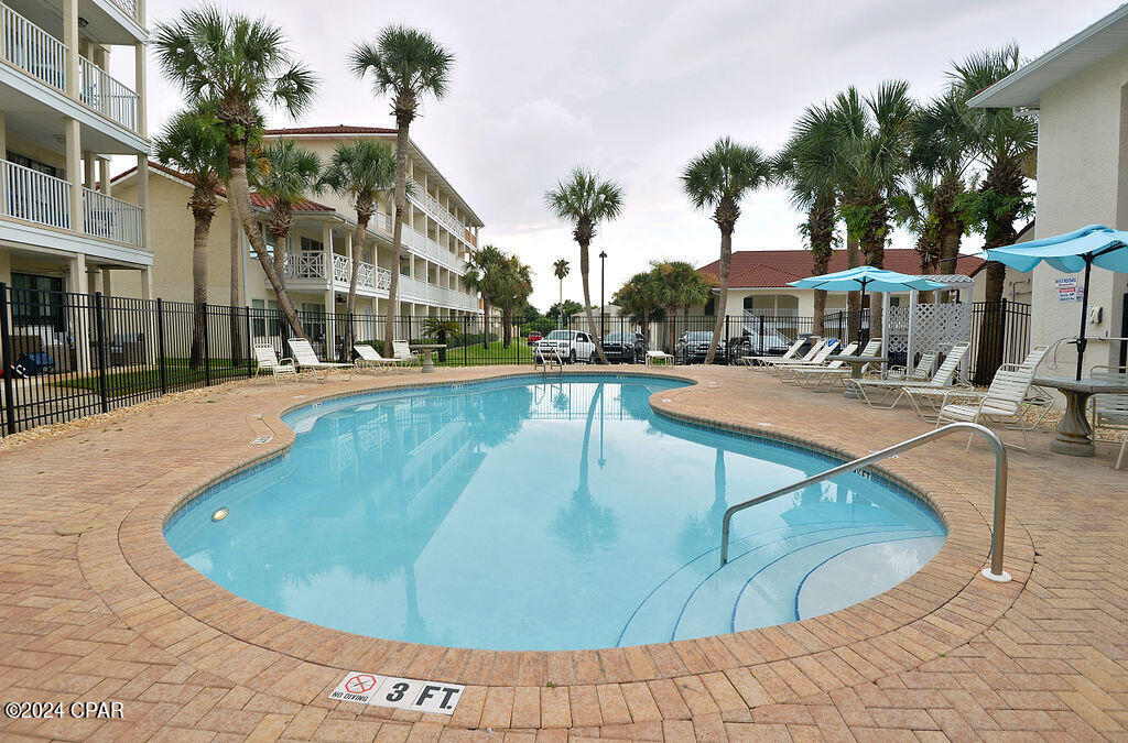 Dlq3zhznea1whh Frsnhy8n8zwushludb0jg5f_le2s