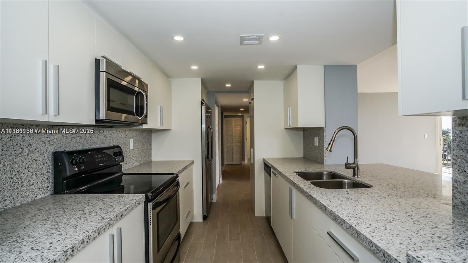 Property photo # 4