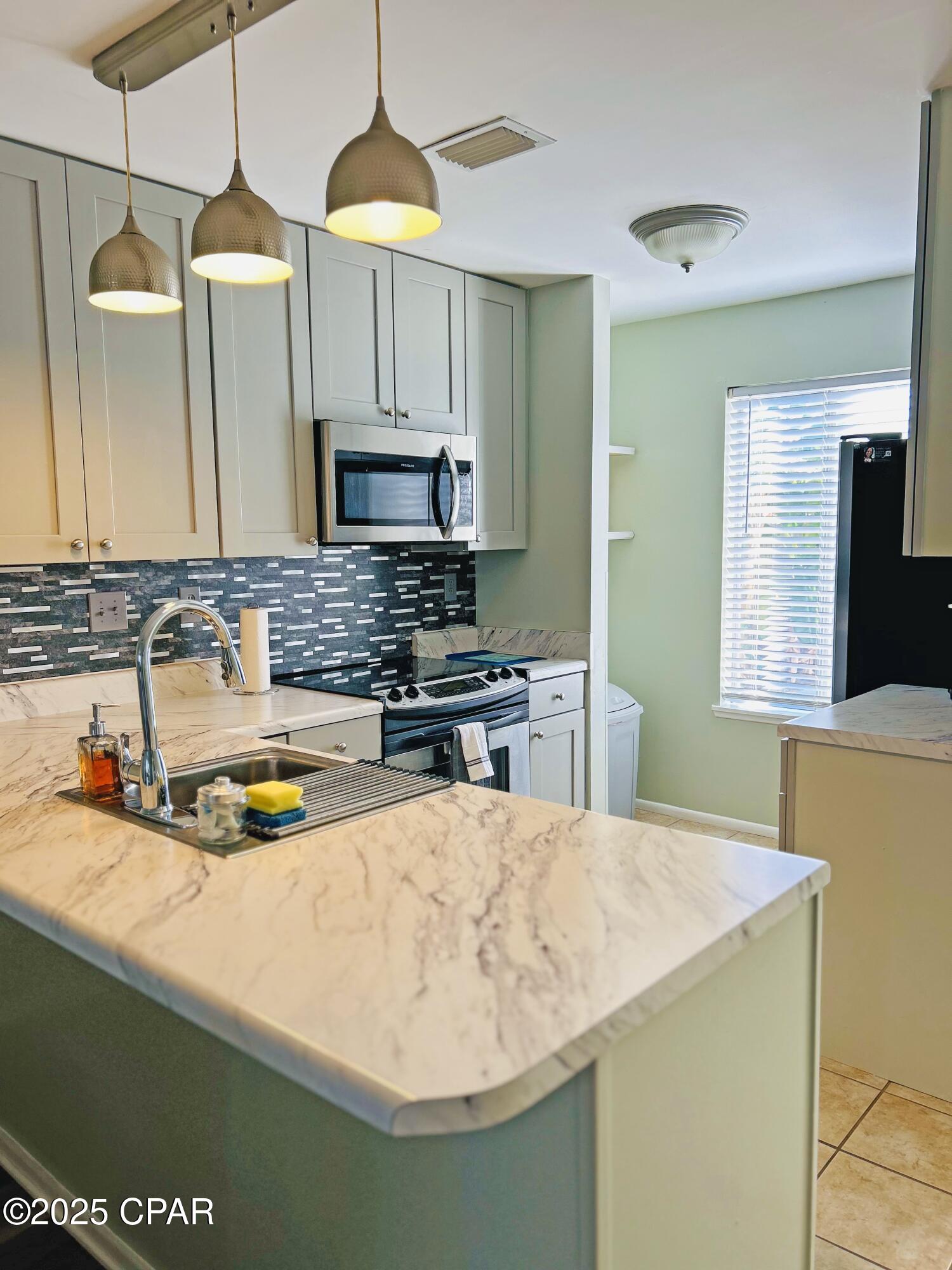 6d28wtir4xapllj3ebtrzint8co P7unm5onghkdloe