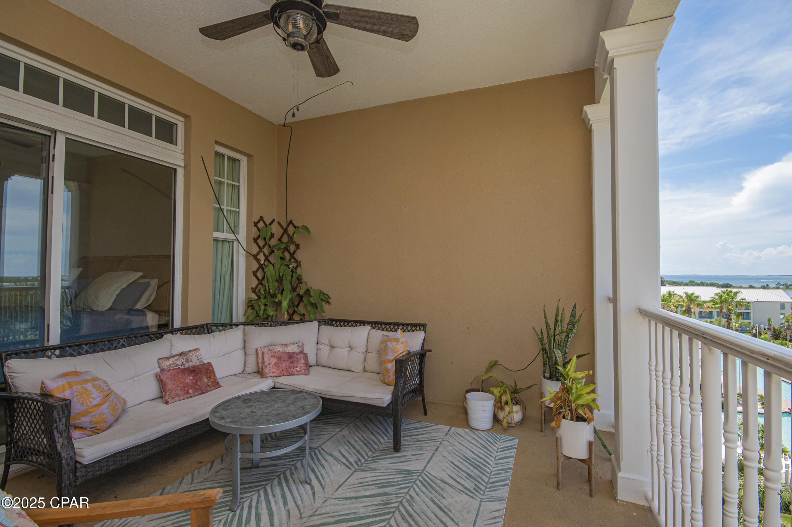 Eoolhcou8urz4xl_idvml4wbtylurb Odpyrs4vkjqg