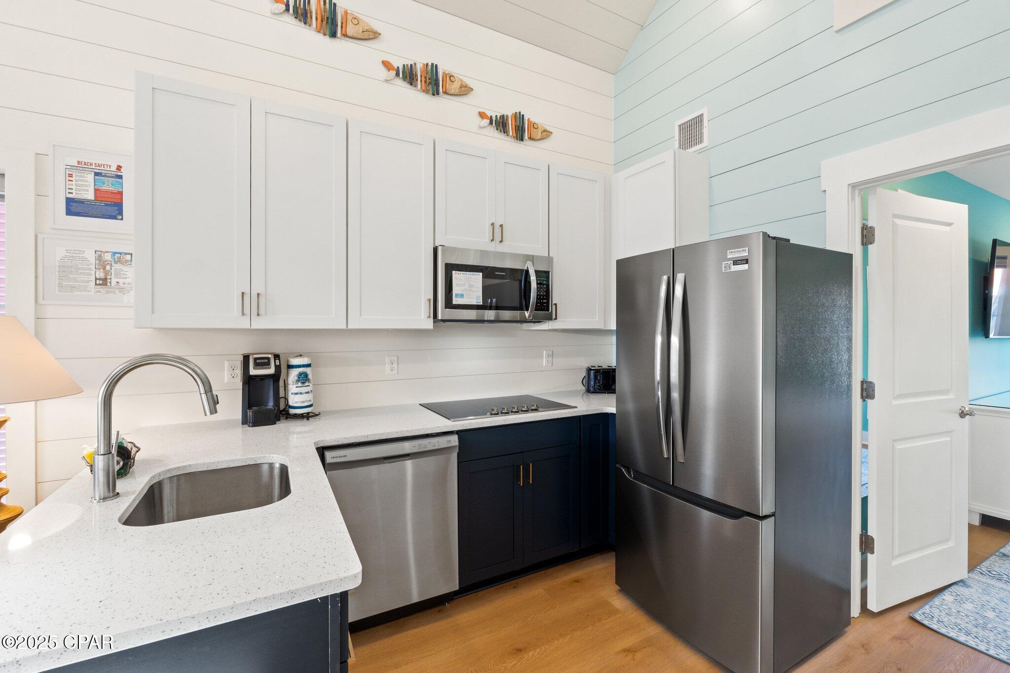 Kroikaxygorvdsu8wuuvm8uh0tfcfz68iun236tibgy