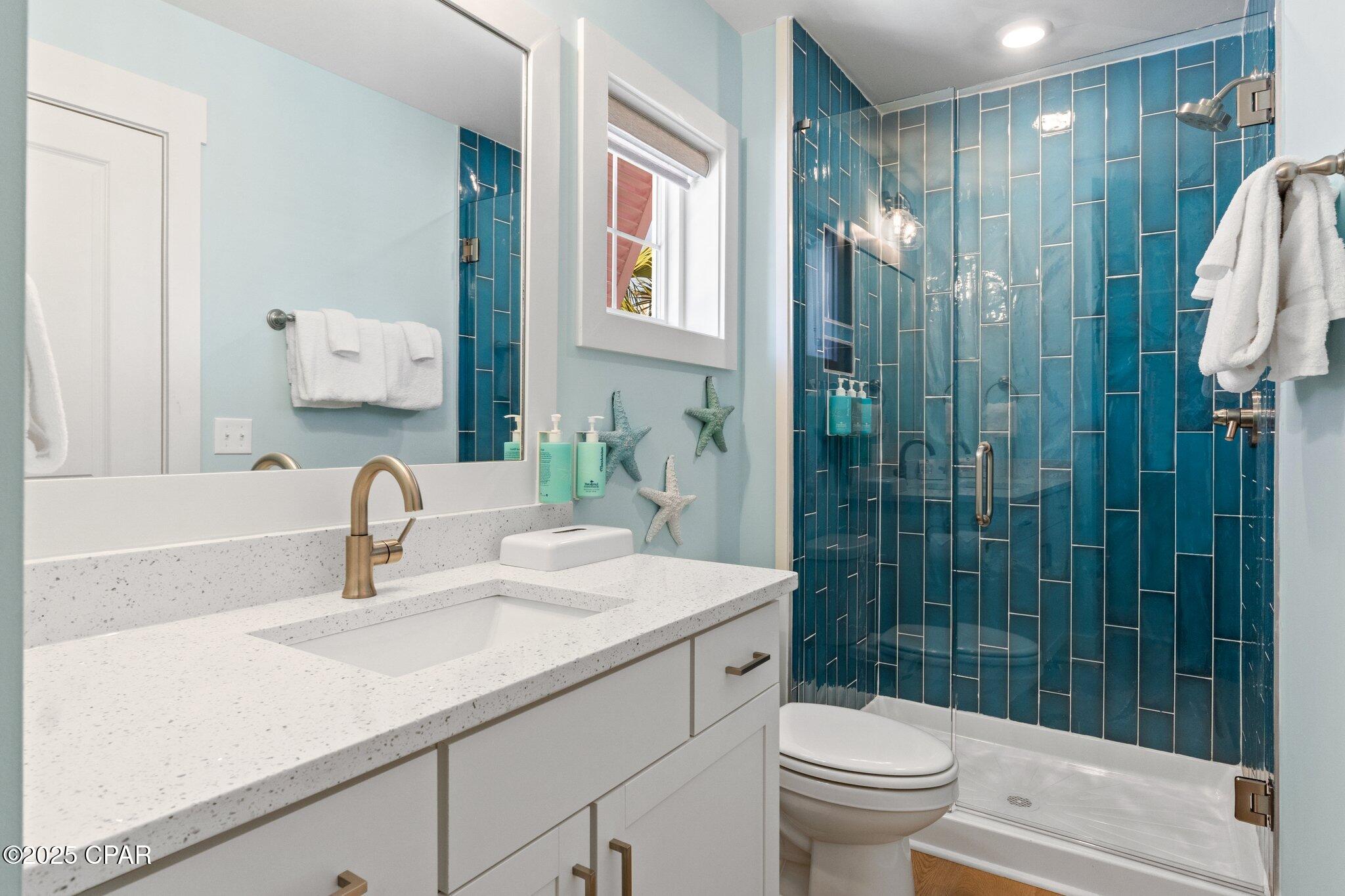 Wvgjc8q8yurxah4mn L63gra6zalrnped_sd_kad160