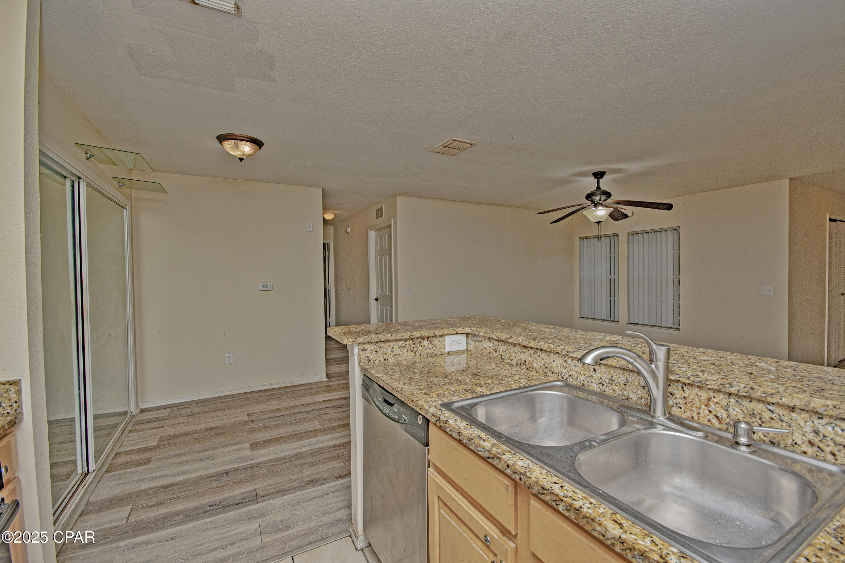 Yqyzbmqfnbuxuyontppysxvm4sdk_y0avde2gmyxozc