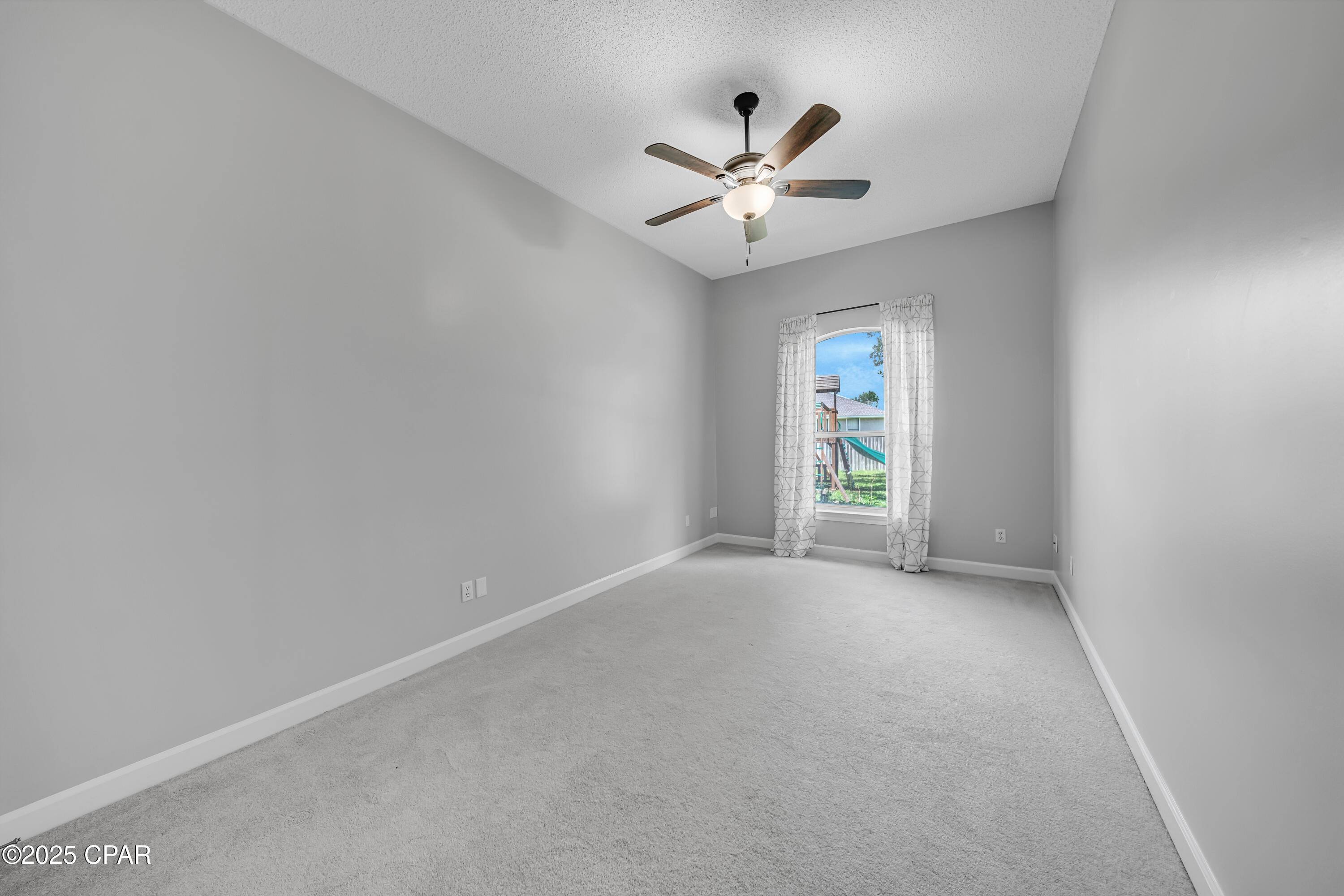 _fk_argabxltmzinztkic2cfnqzz_ddv8ufqy7zoiec