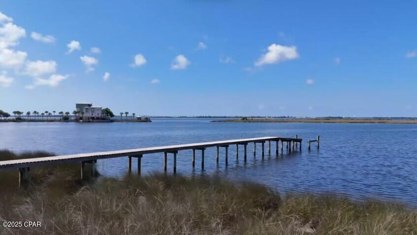 1yqik4vsswgon43yn_2zsbi Vlxivb33golmnvzs950