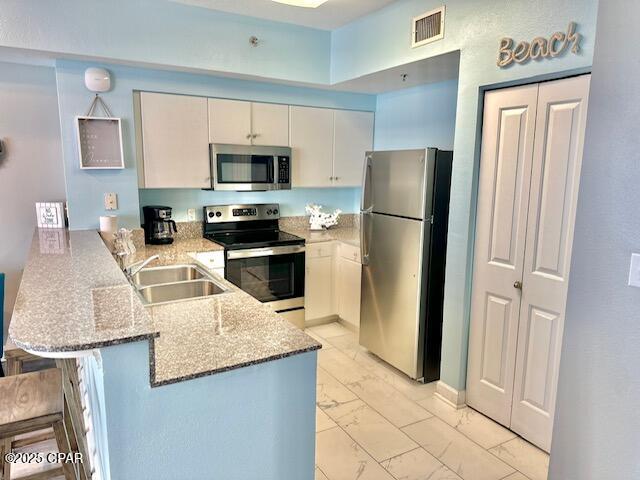 Image 7 For 9900 Thomas Drive 909