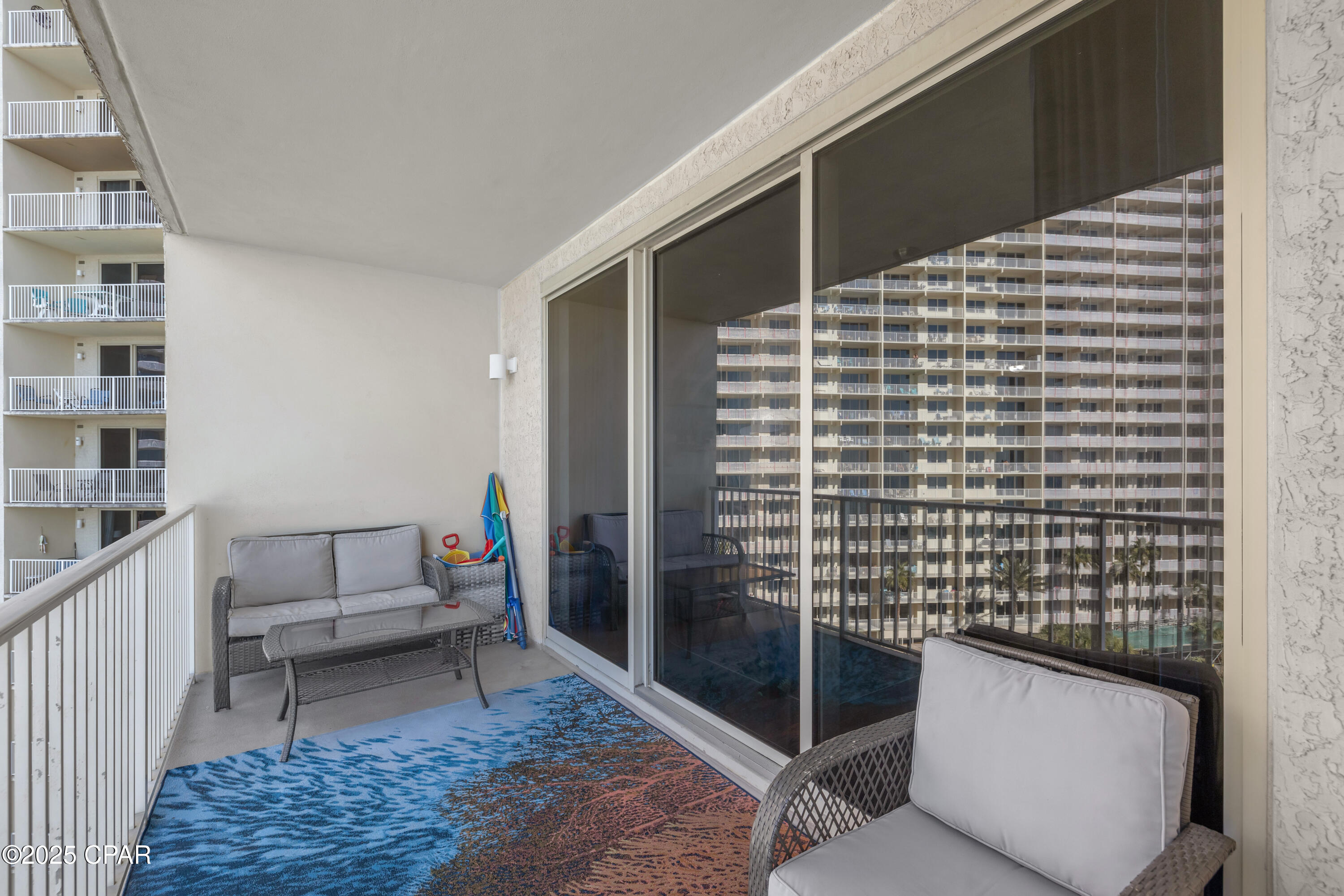 Image 2 For 9900 Thomas Drive 825