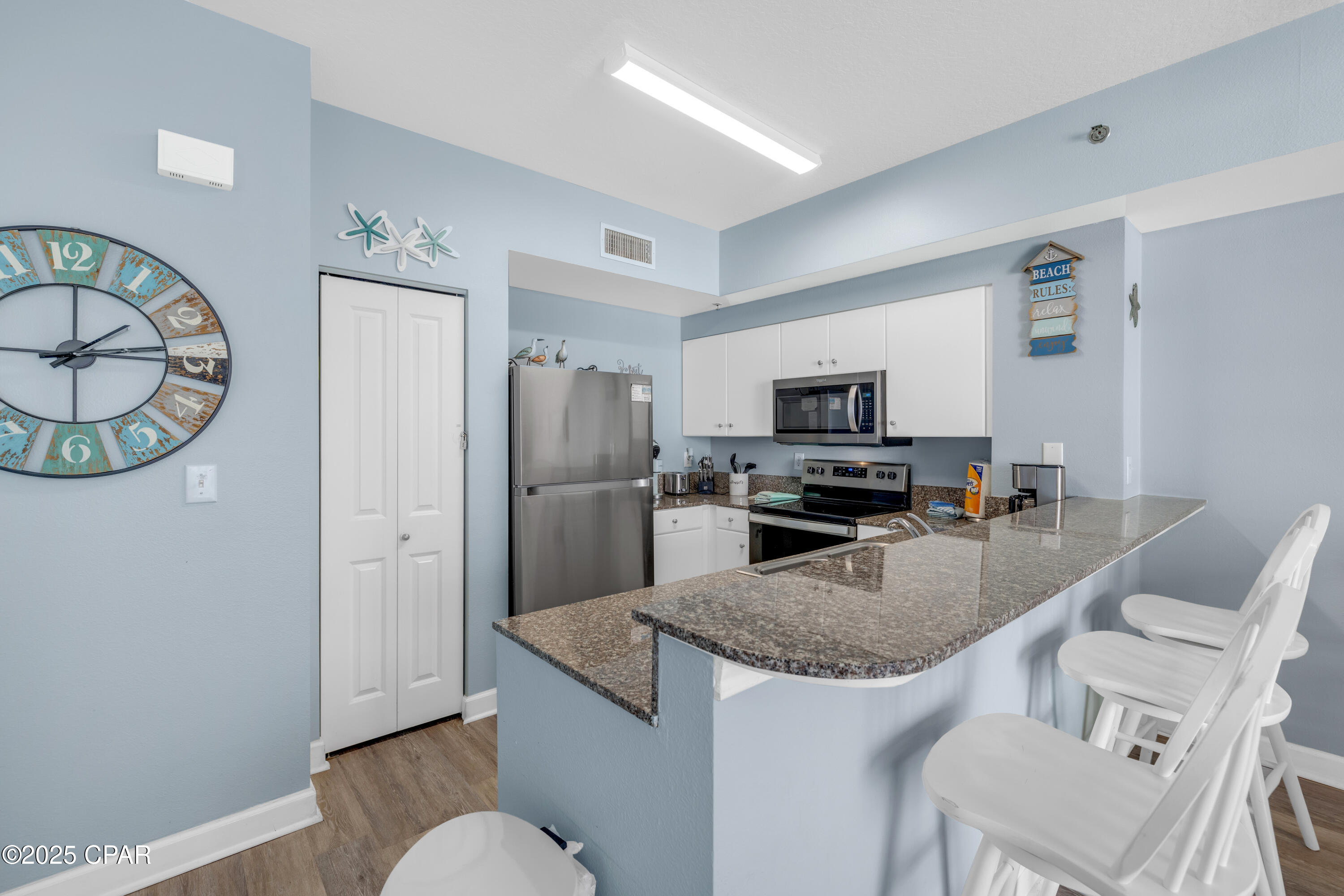 Image 20 For 9900 Thomas Drive 825